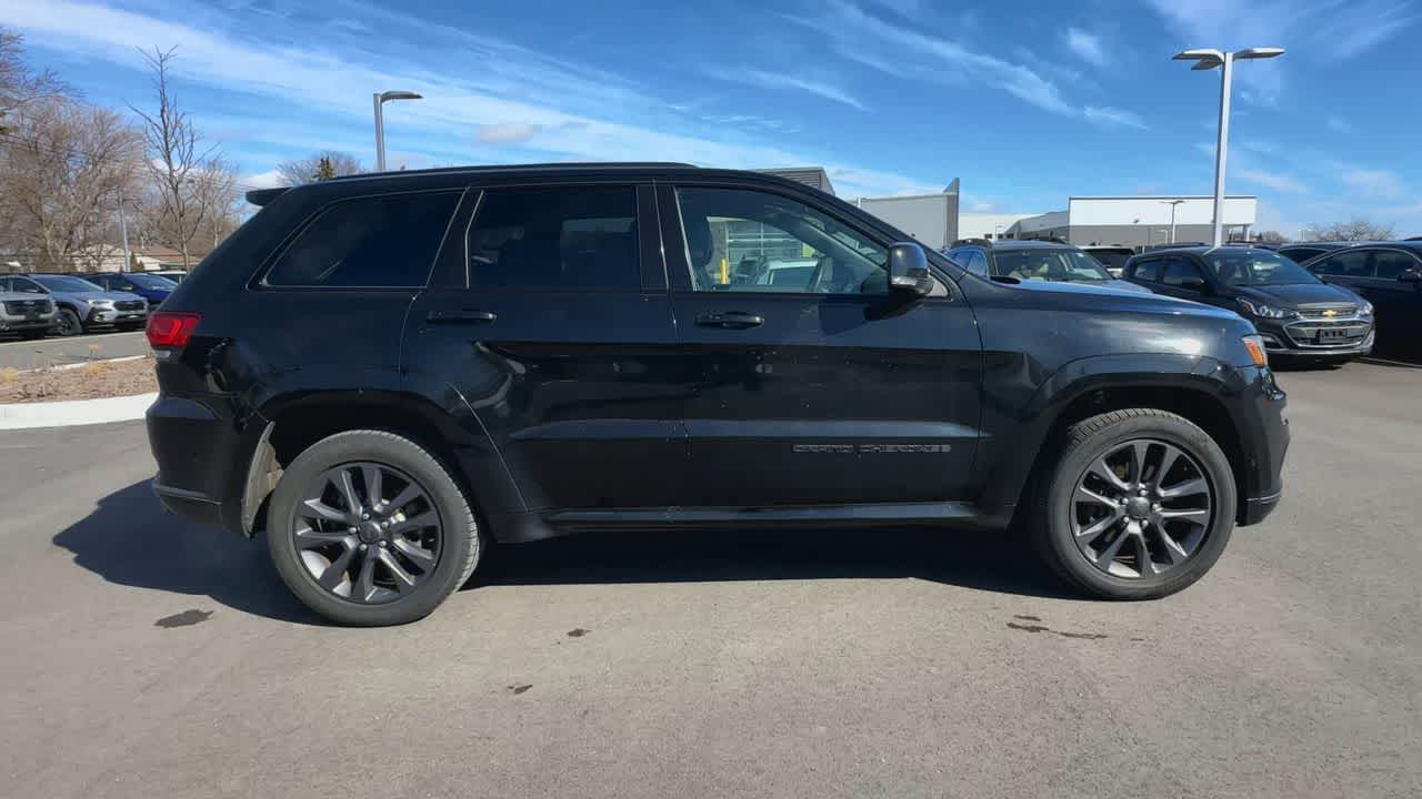 Thumbnail: 2019 Jeep Grand Cherokee - 9