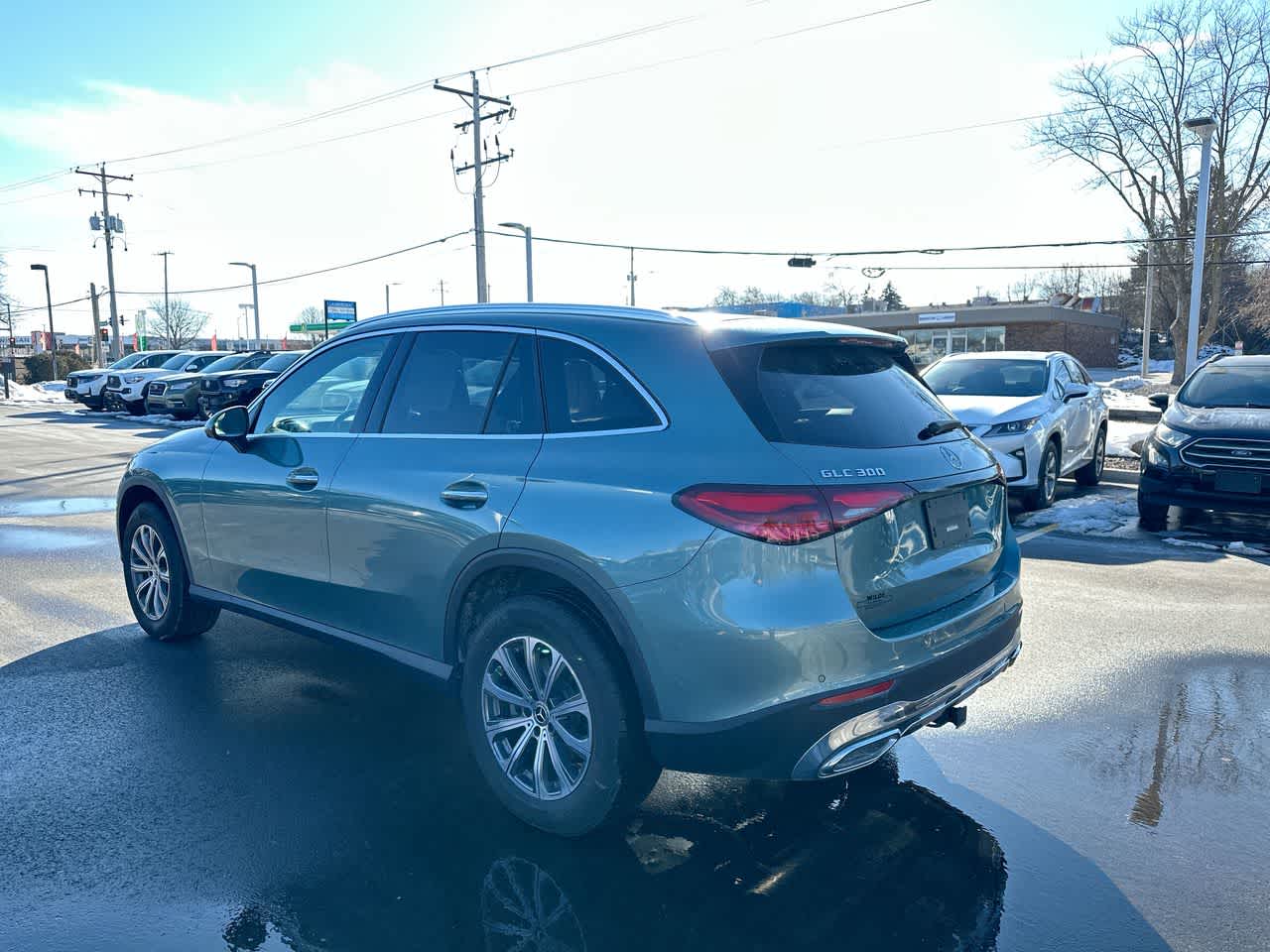 Thumbnail: 2025 Mercedes-Benz GLC - 11