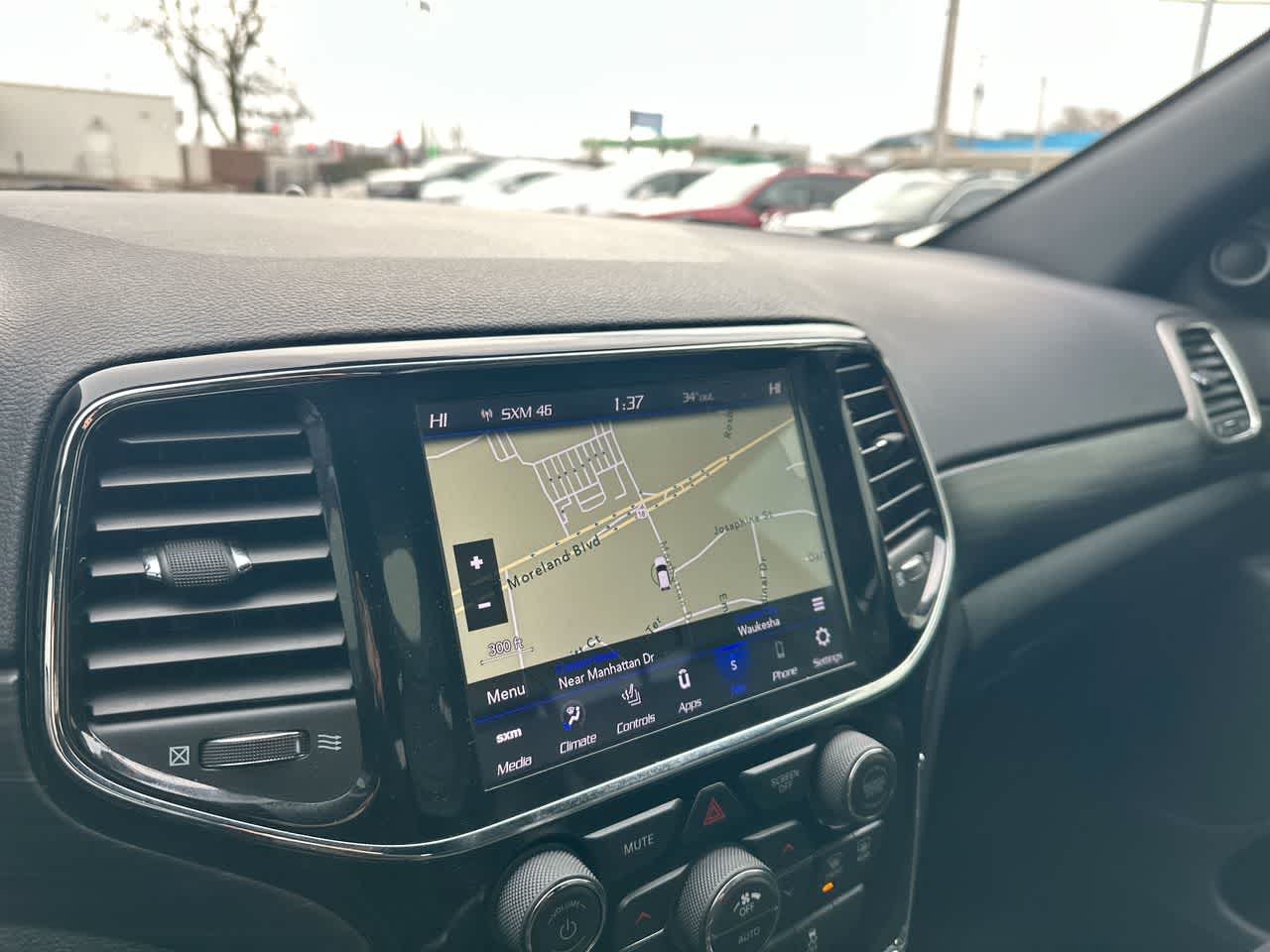 Thumbnail: 2020 Jeep Grand Cherokee - 31