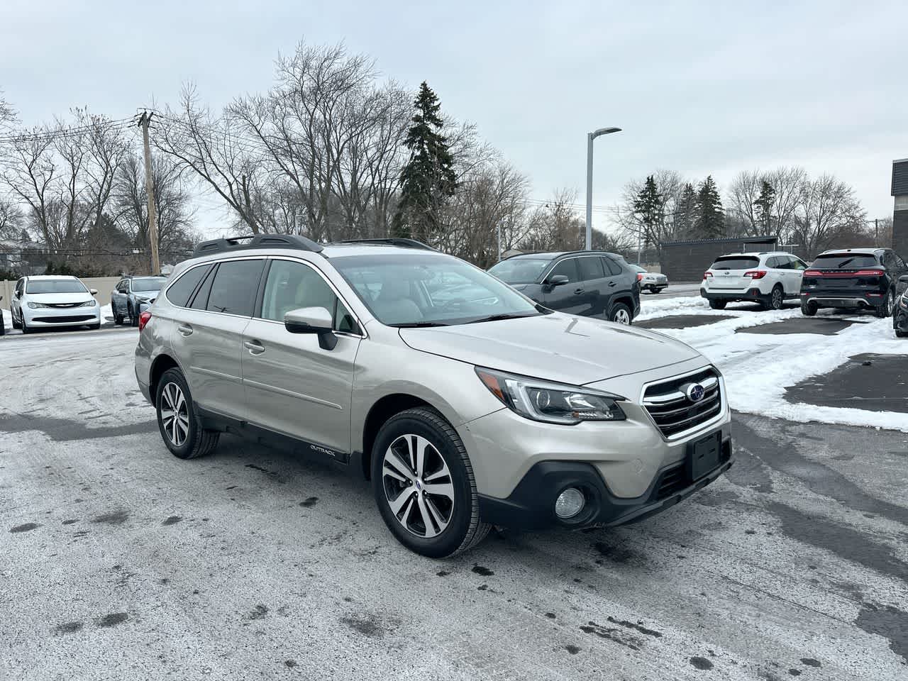 Thumbnail: 2018 Subaru Outback - 15