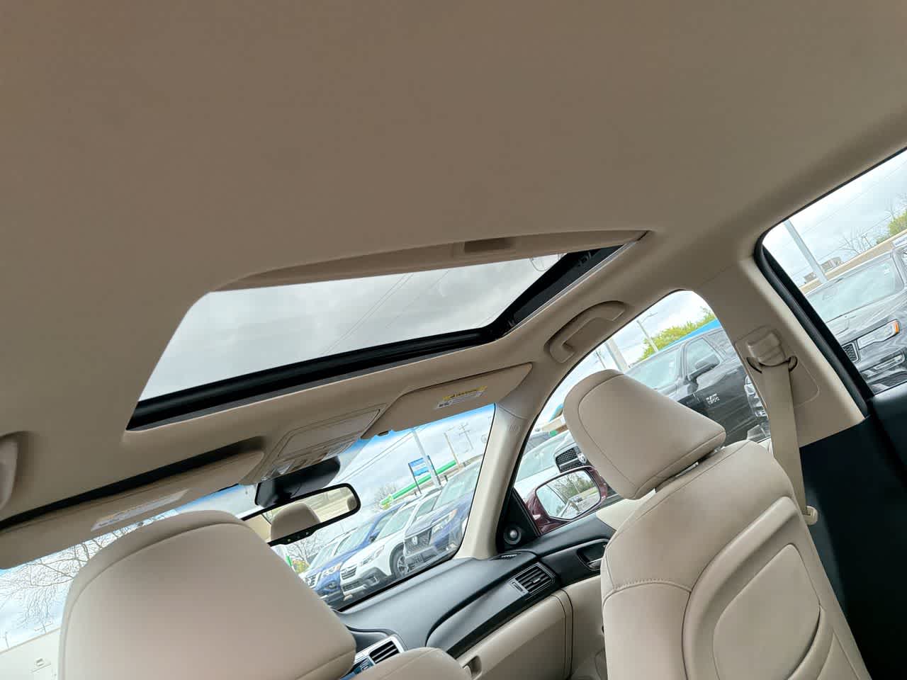 Thumbnail: 2013 Honda Accord - 24