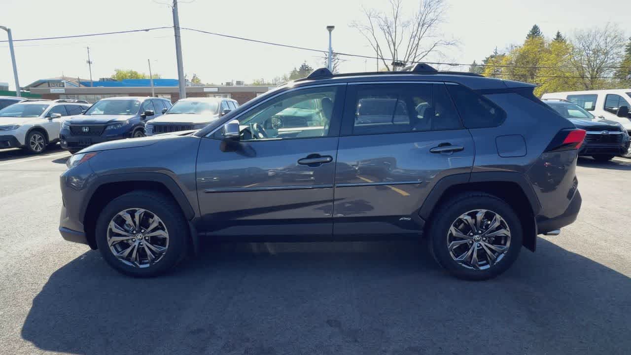 Thumbnail: 2025 Toyota RAV4 - 5