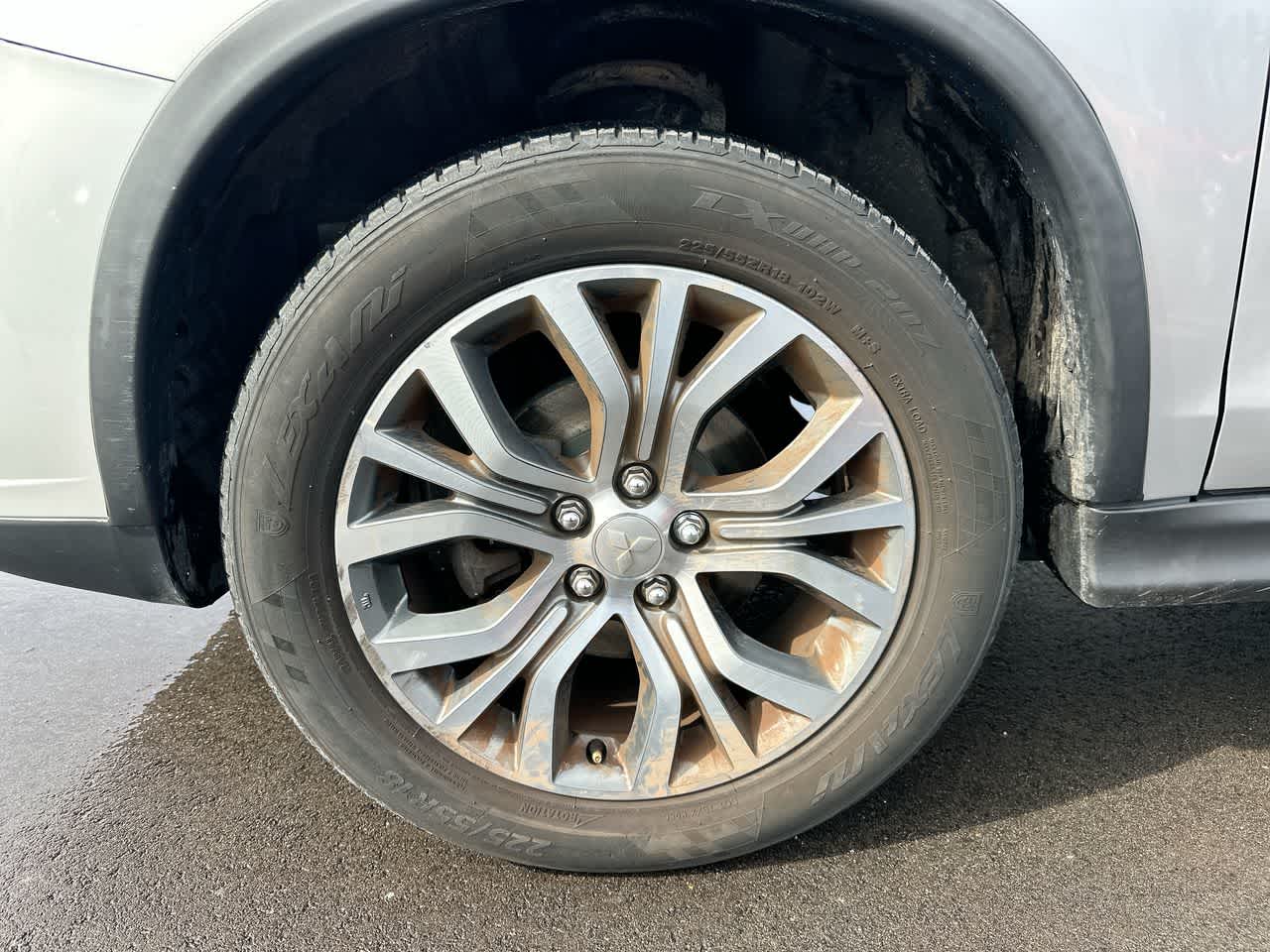 Thumbnail: 2018 Mitsubishi Outlander Sport - 19