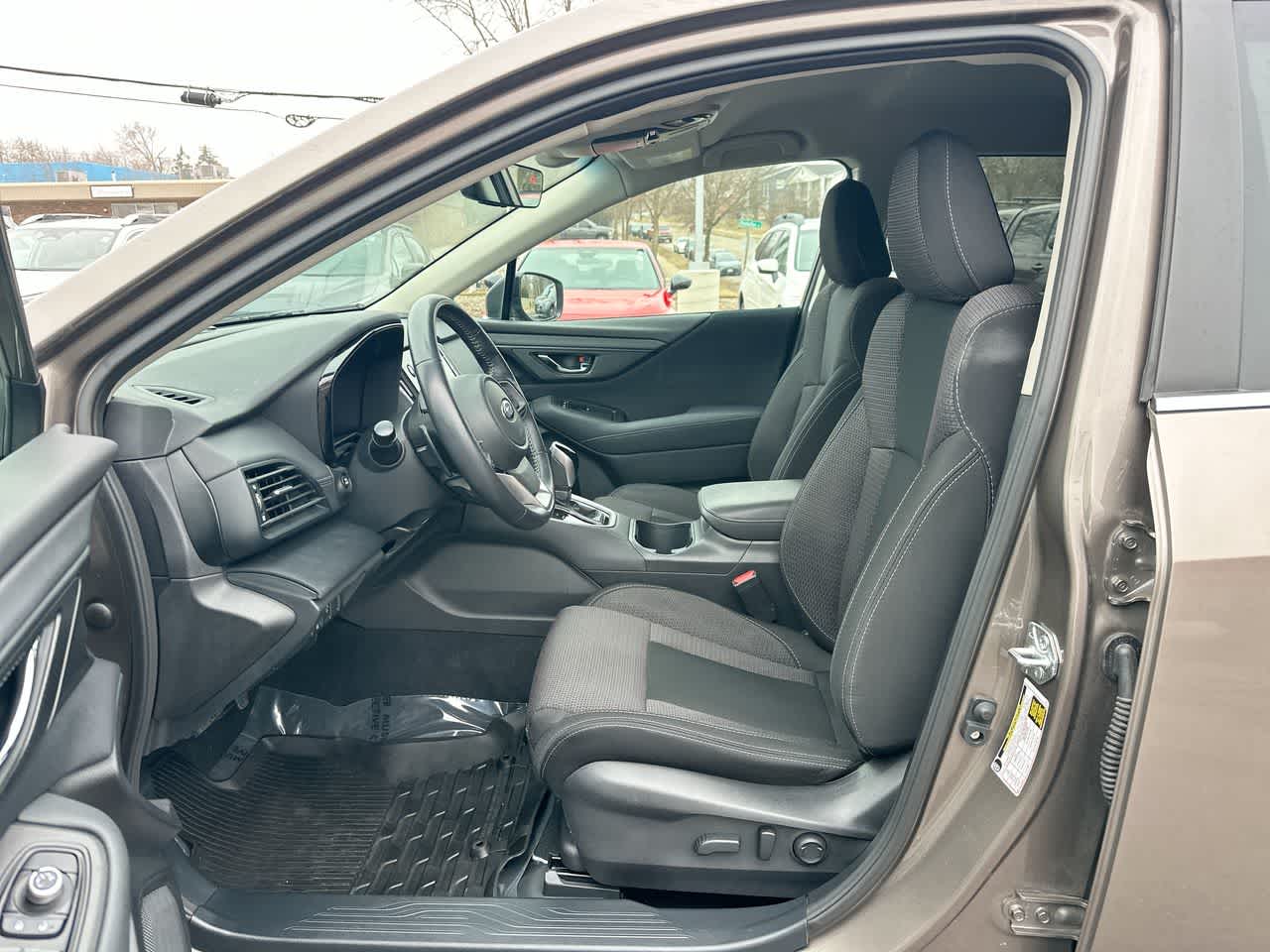 Thumbnail: 2022 Subaru Outback - 21