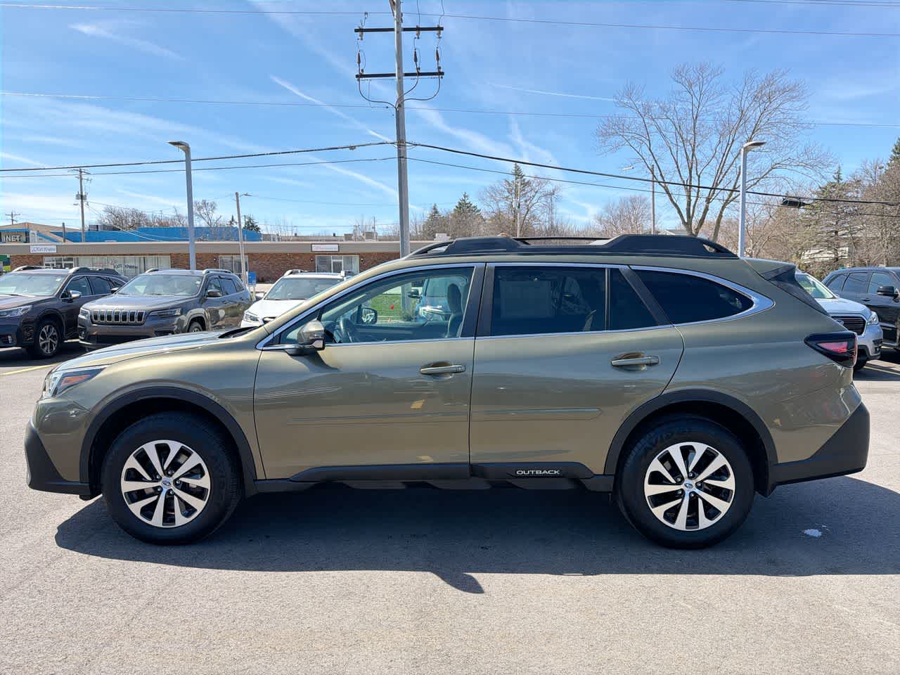 Thumbnail: 2020 Subaru Outback - 10