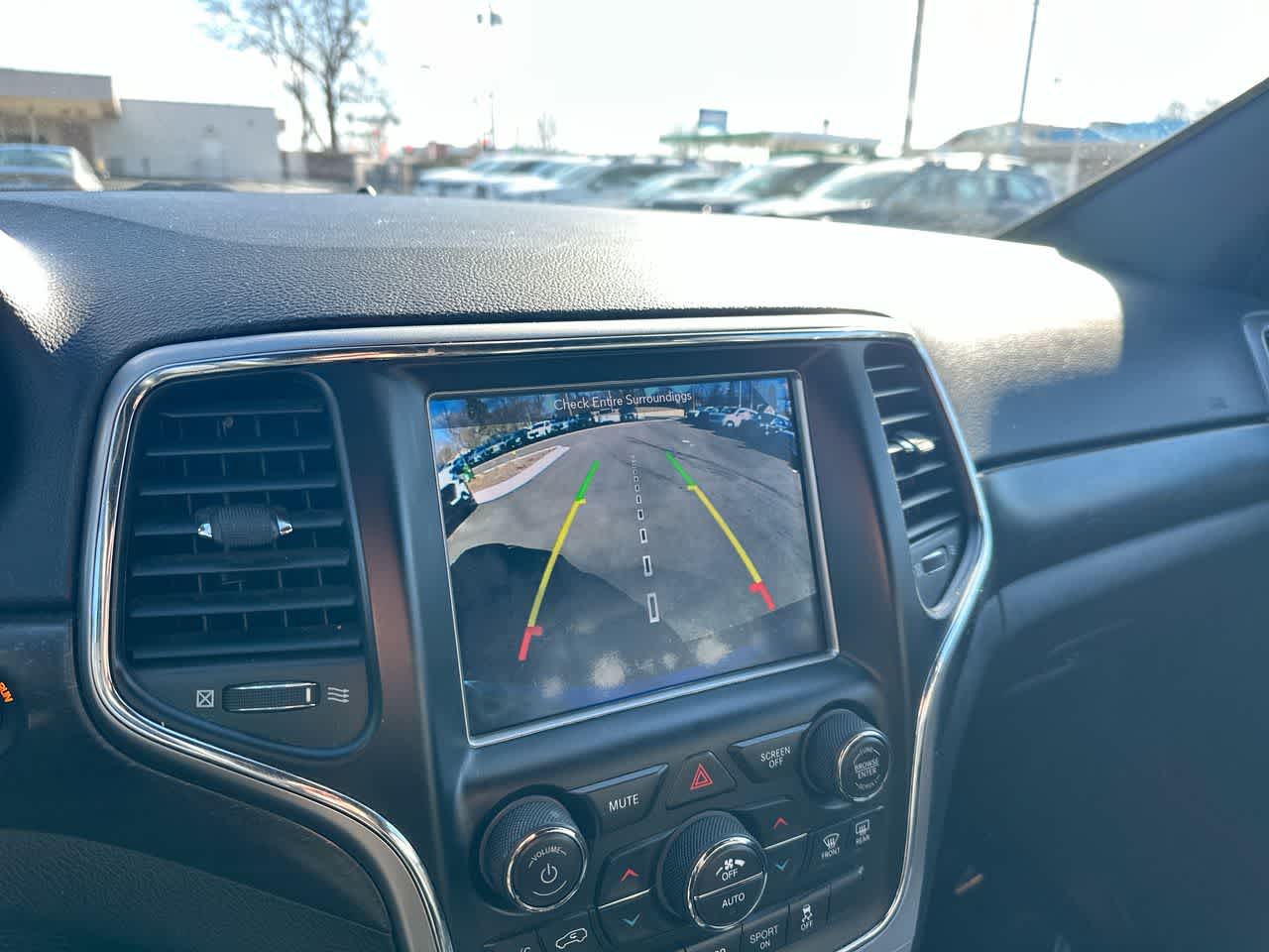 Thumbnail: 2018 Jeep Grand Cherokee - 33