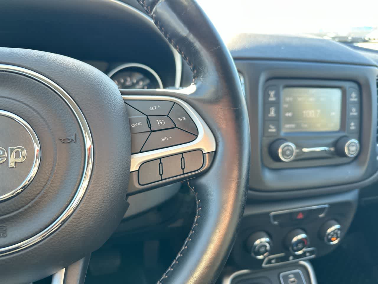 Thumbnail: 2018 Jeep Compass - 29