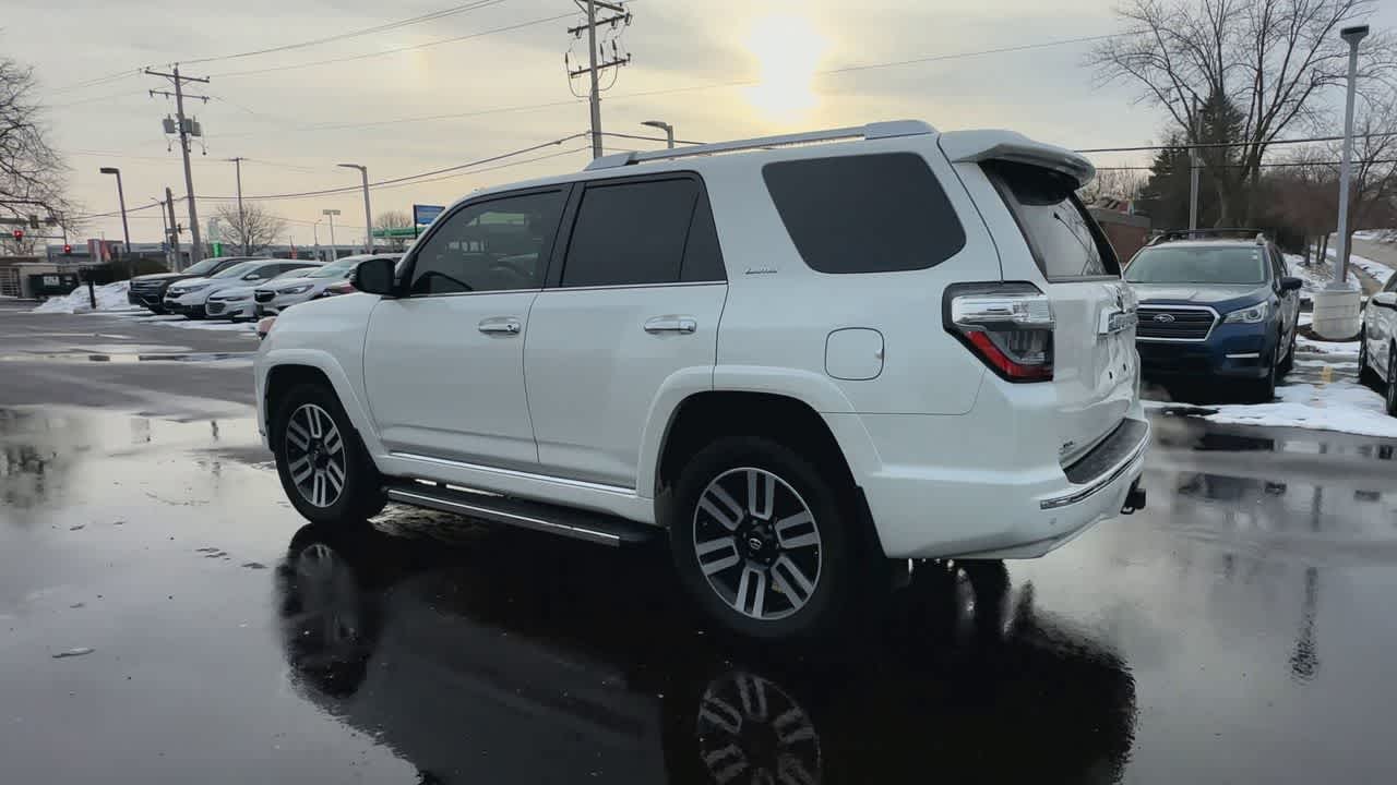 Thumbnail: 2020 Toyota 4Runner - 6