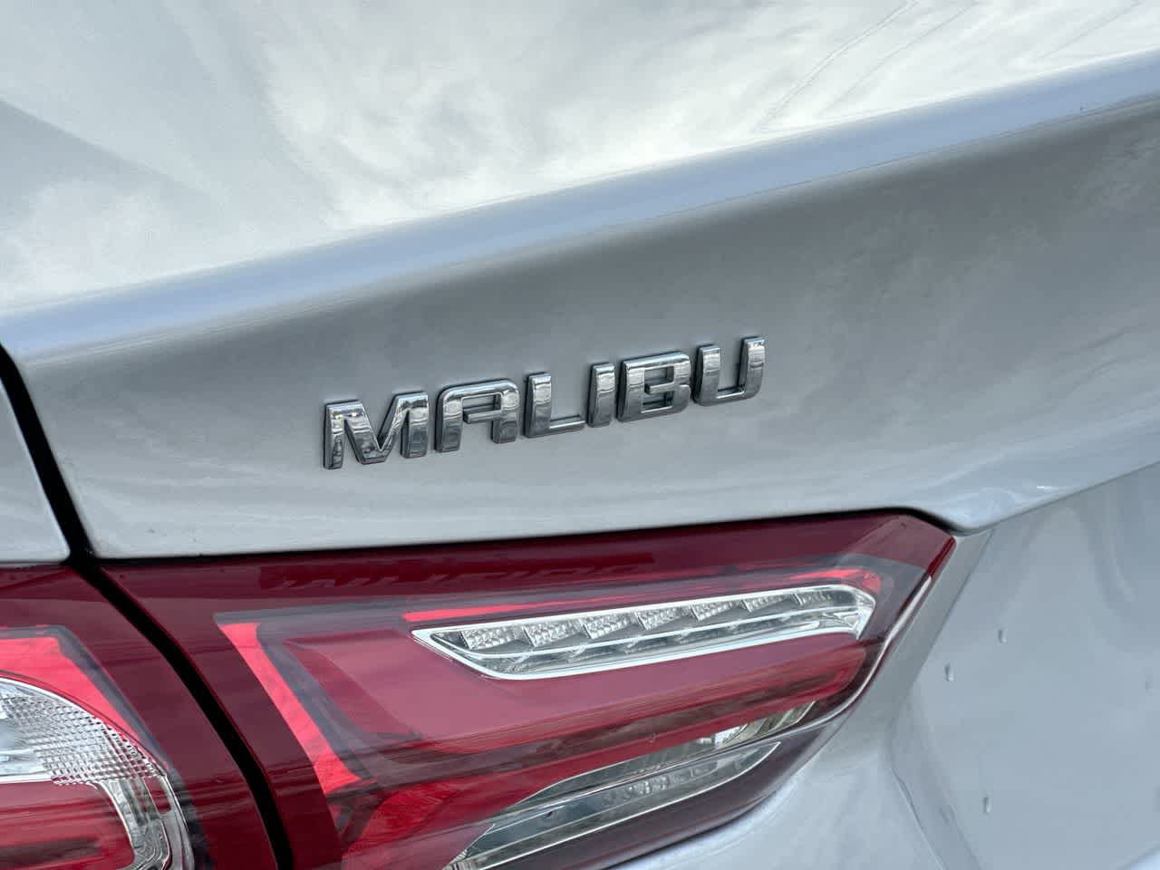 Thumbnail: 2020 Chevrolet Malibu - 17