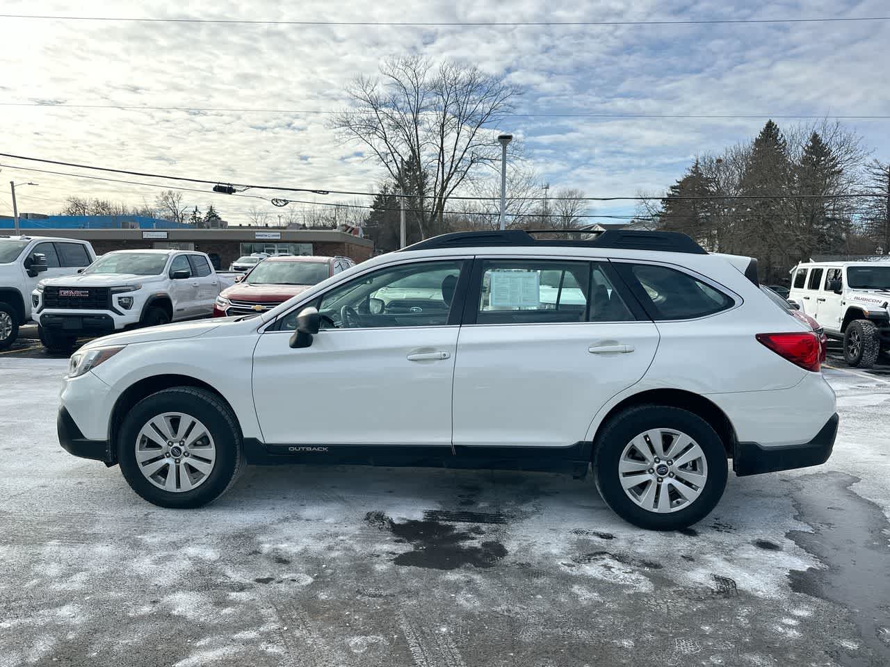Thumbnail: 2019 Subaru Outback - 10