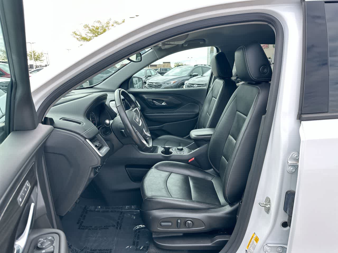 Thumbnail: 2022 GMC Terrain - 21