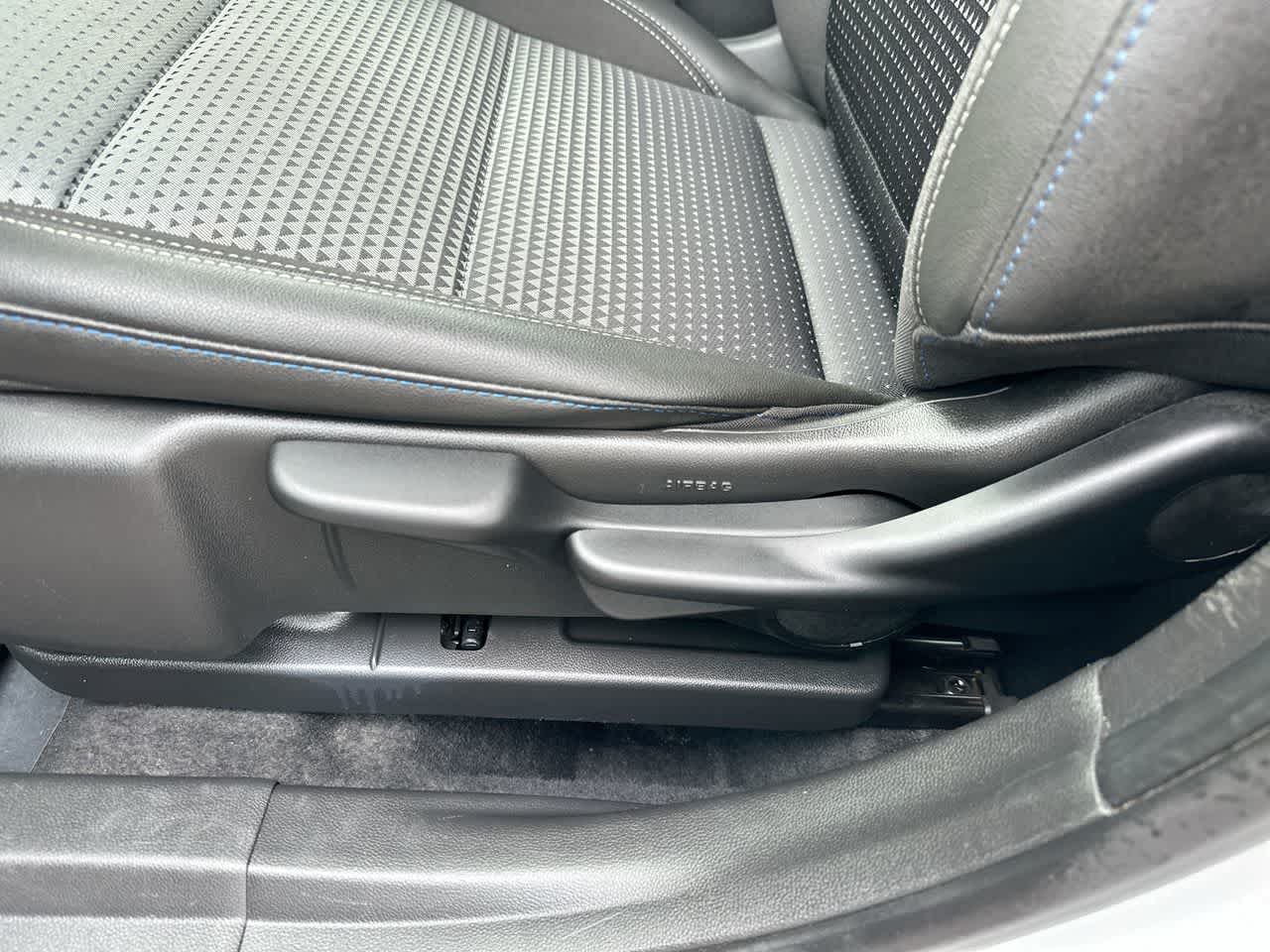 Thumbnail: 2025 Chevrolet Trax - 22