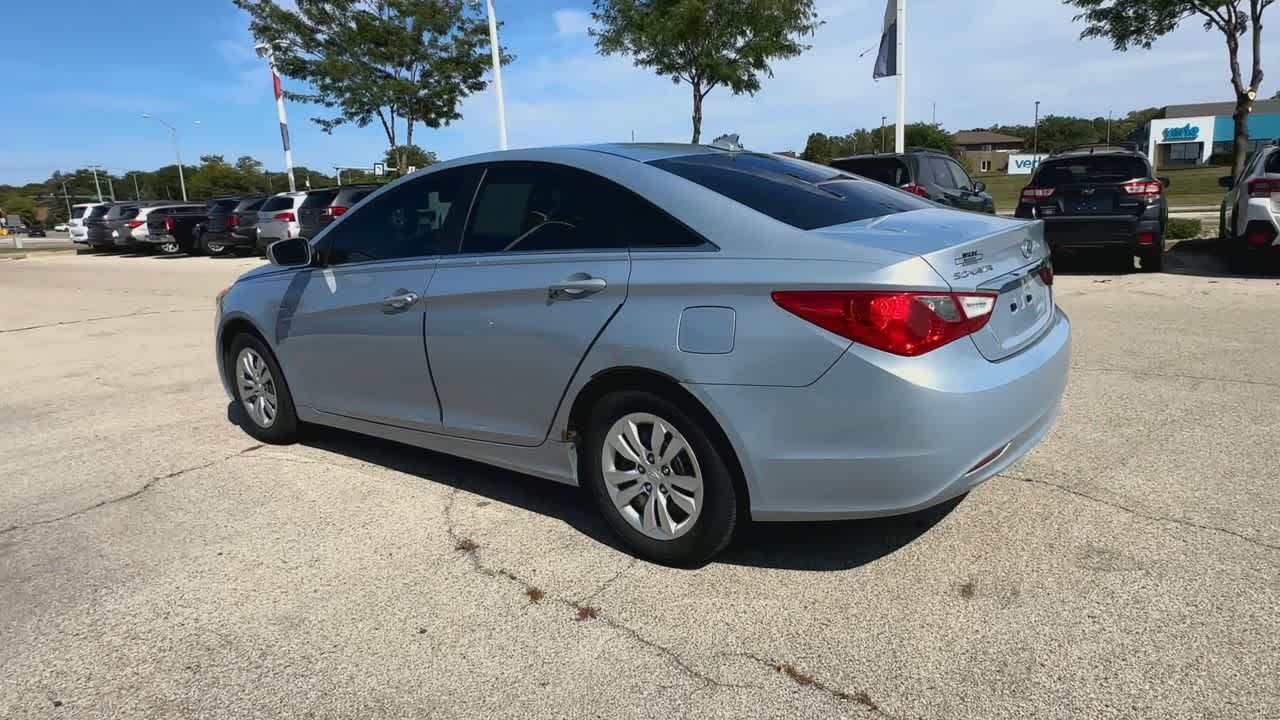 Thumbnail: 2011 Hyundai Sonata - 6