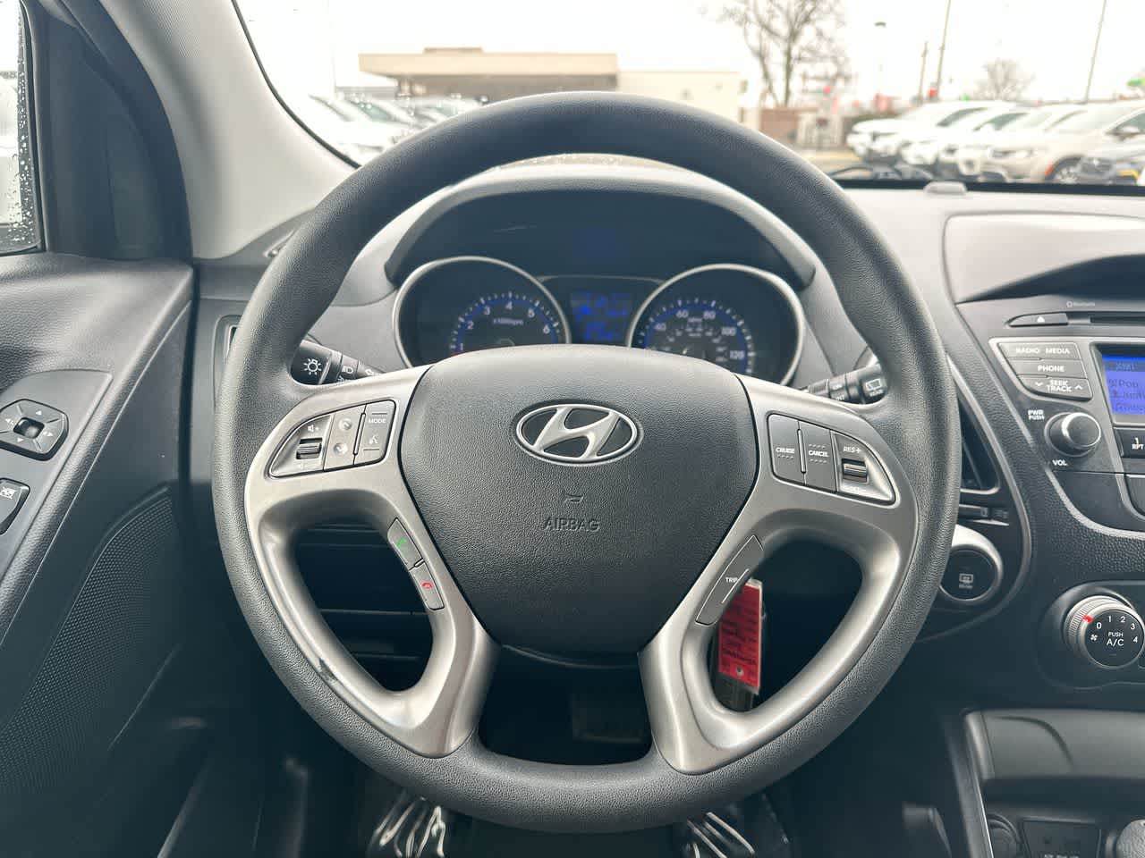 Thumbnail: 2015 Hyundai Tucson - 27