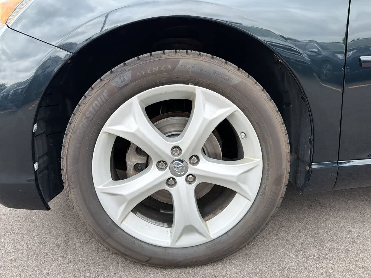 Thumbnail: 2014 Toyota Venza - 19