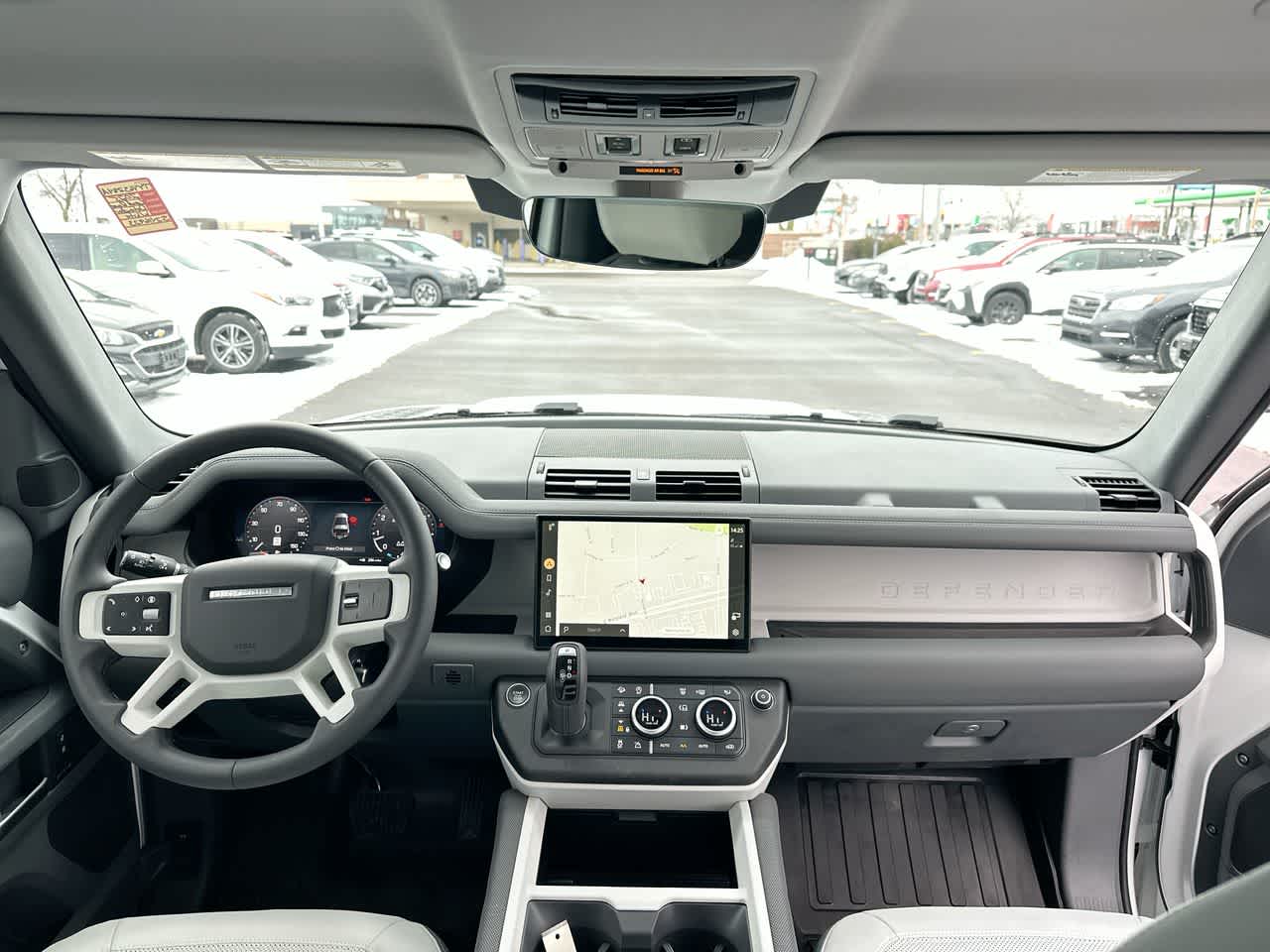 Thumbnail: 2025 Land Rover Defender - 19