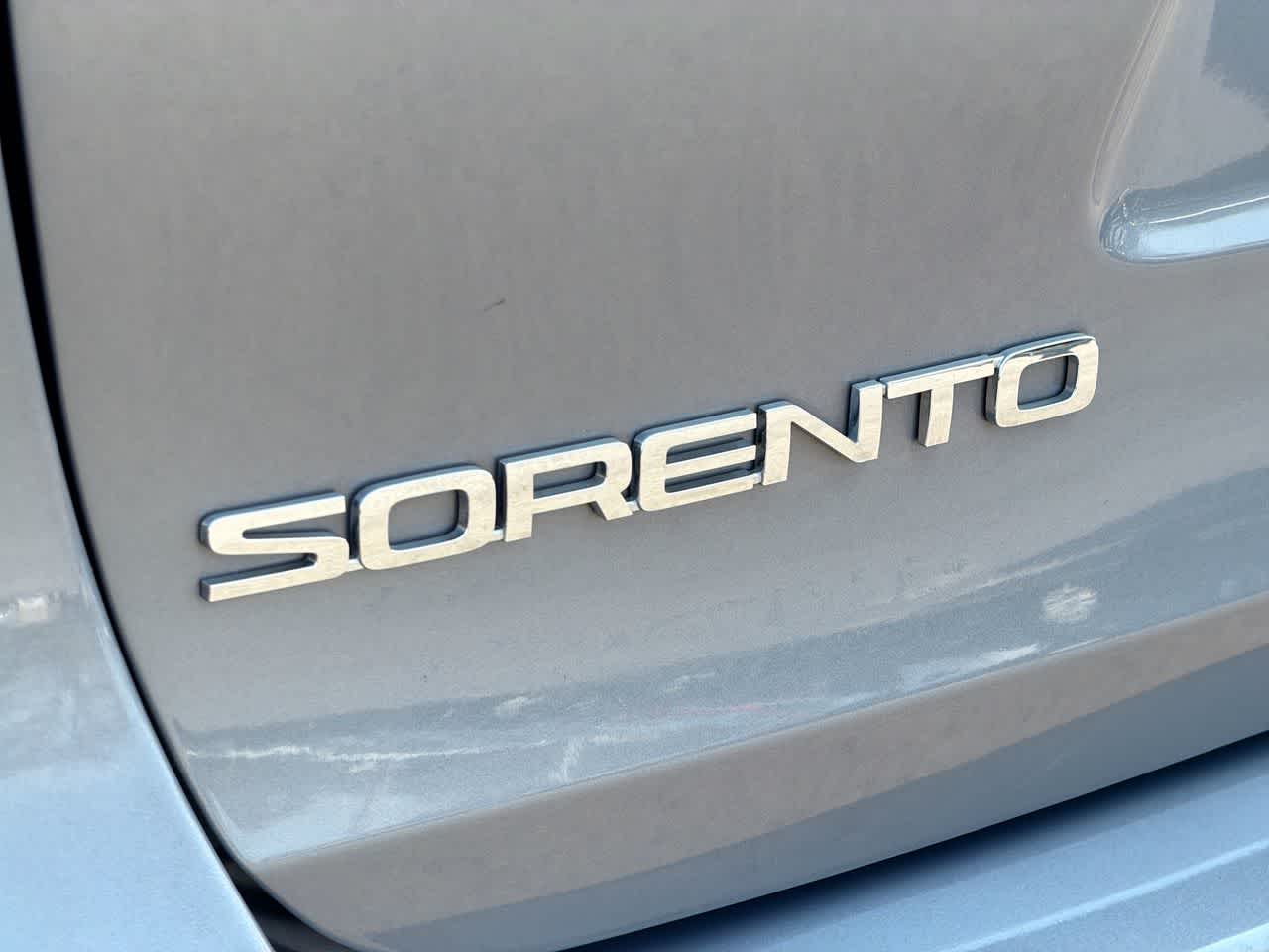 Thumbnail: 2020 Kia Sorento - 18