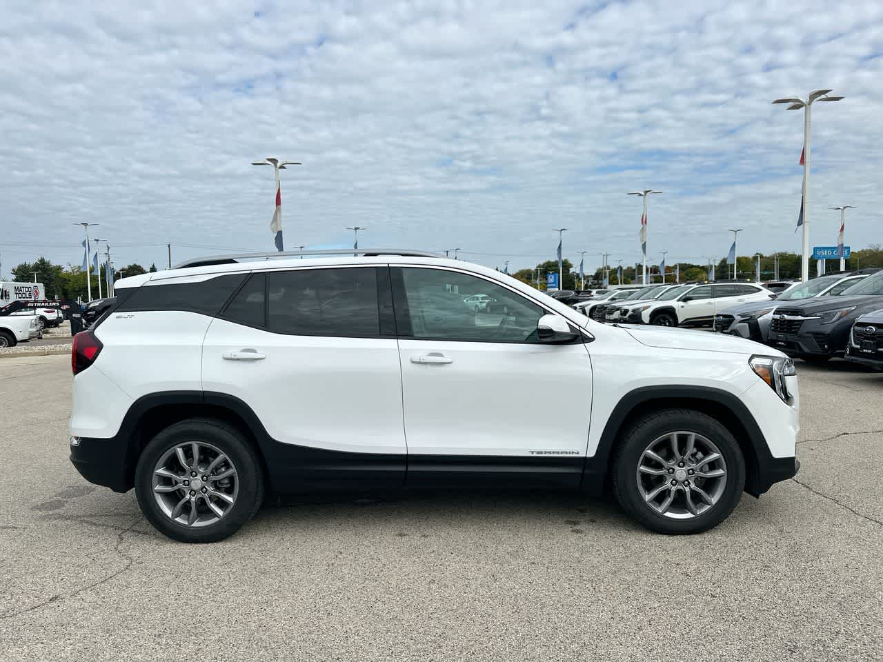 Thumbnail: 2022 GMC Terrain - 14