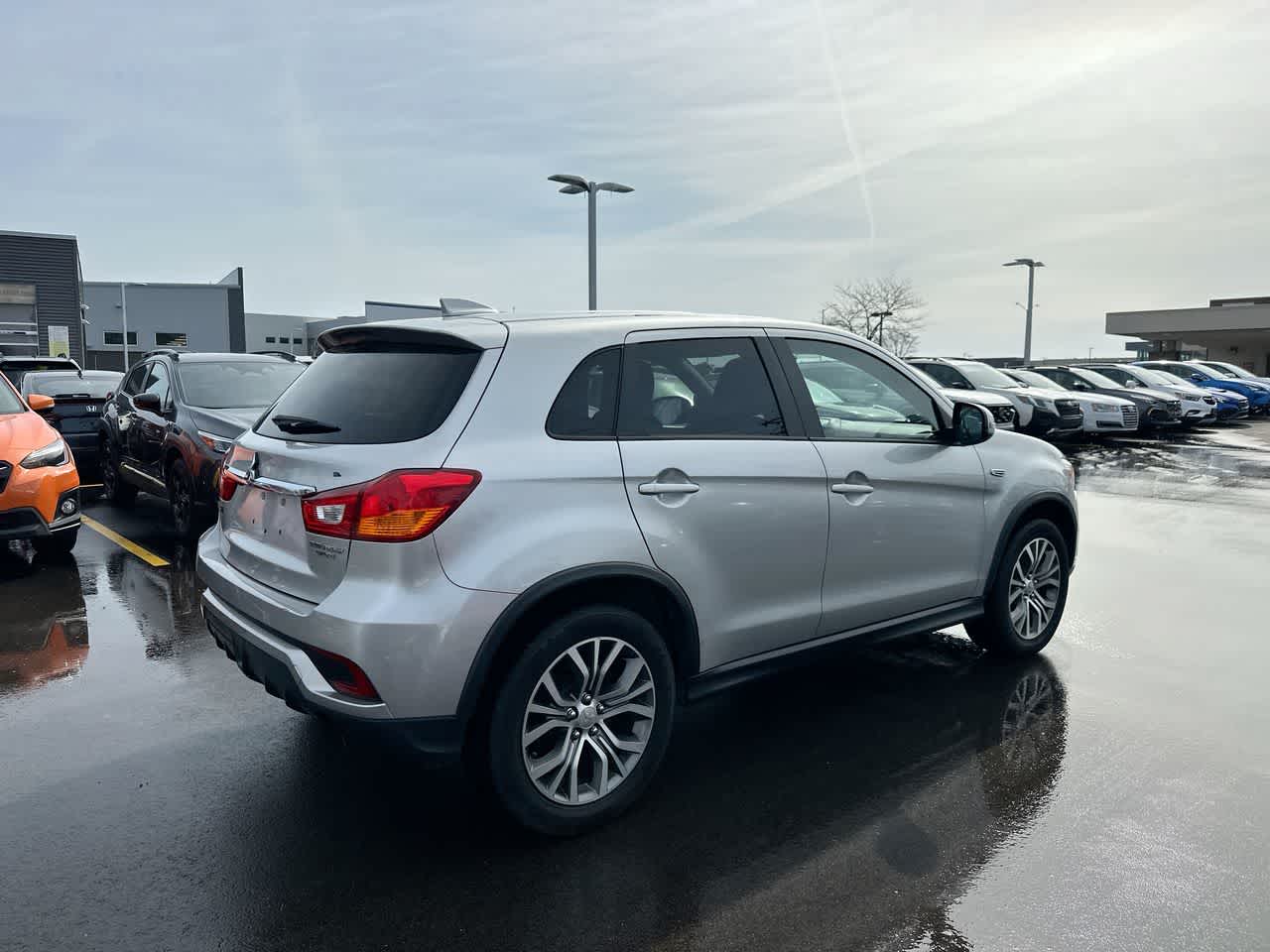 Thumbnail: 2018 Mitsubishi Outlander Sport - 13