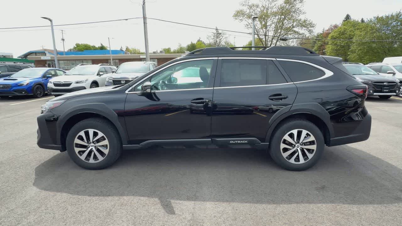 Thumbnail: 2024 Subaru Outback - 4
