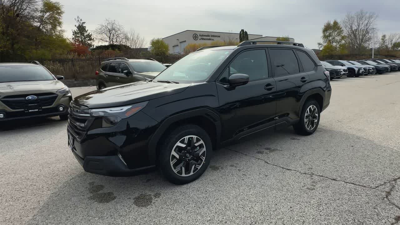 2026 Subaru Forester Premium photo 2