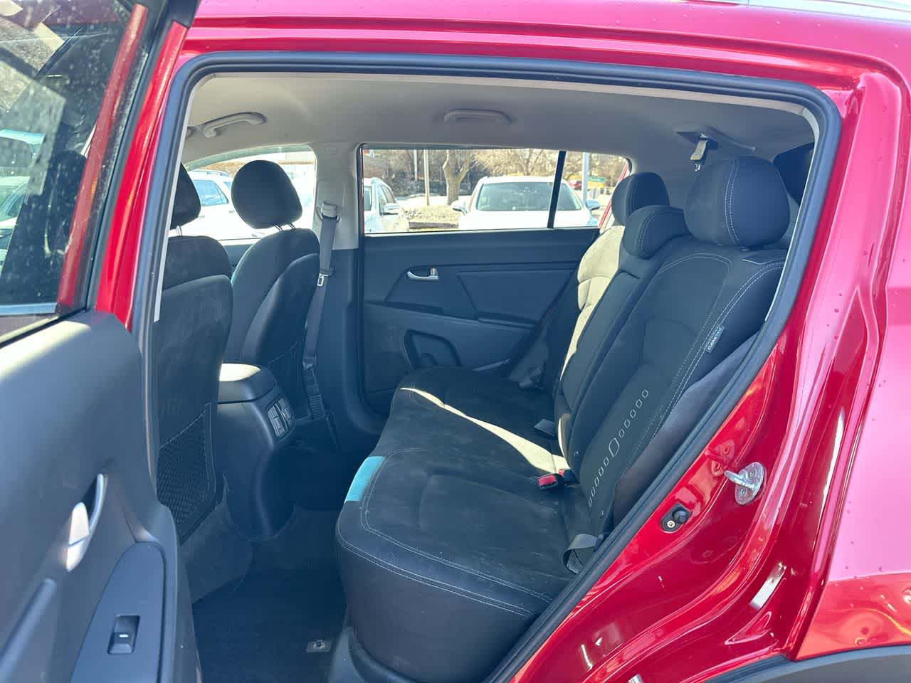 Thumbnail: 2015 Kia Sportage - 24