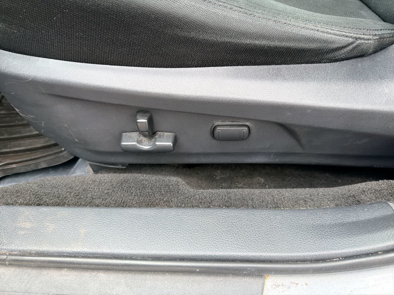 Thumbnail: 2014 Subaru Outback - 23