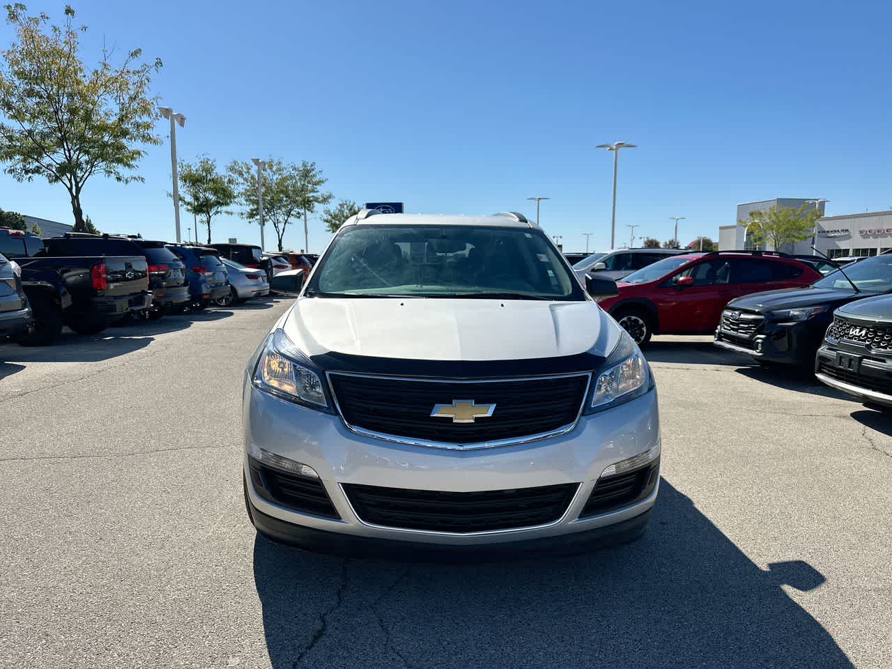 Thumbnail: 2017 Chevrolet Traverse - 16