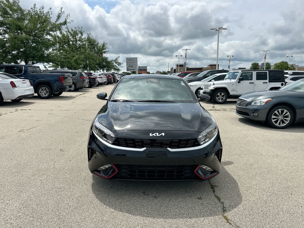 Thumbnail: 2023 Kia Forte - 16