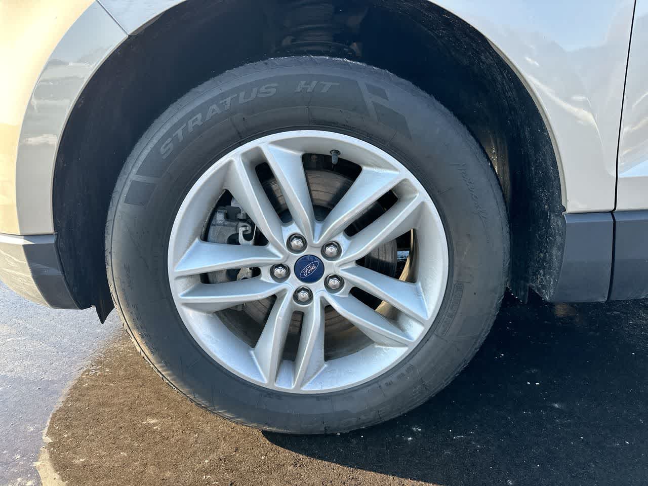 Thumbnail: 2017 Ford Edge - 19