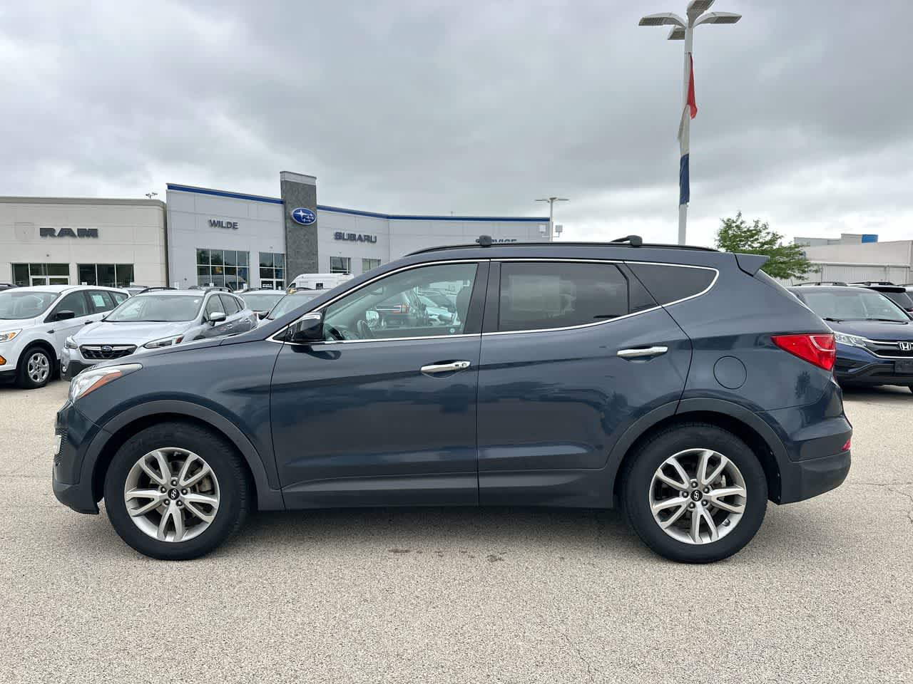 Thumbnail: 2016 Hyundai Santa Fe - 10