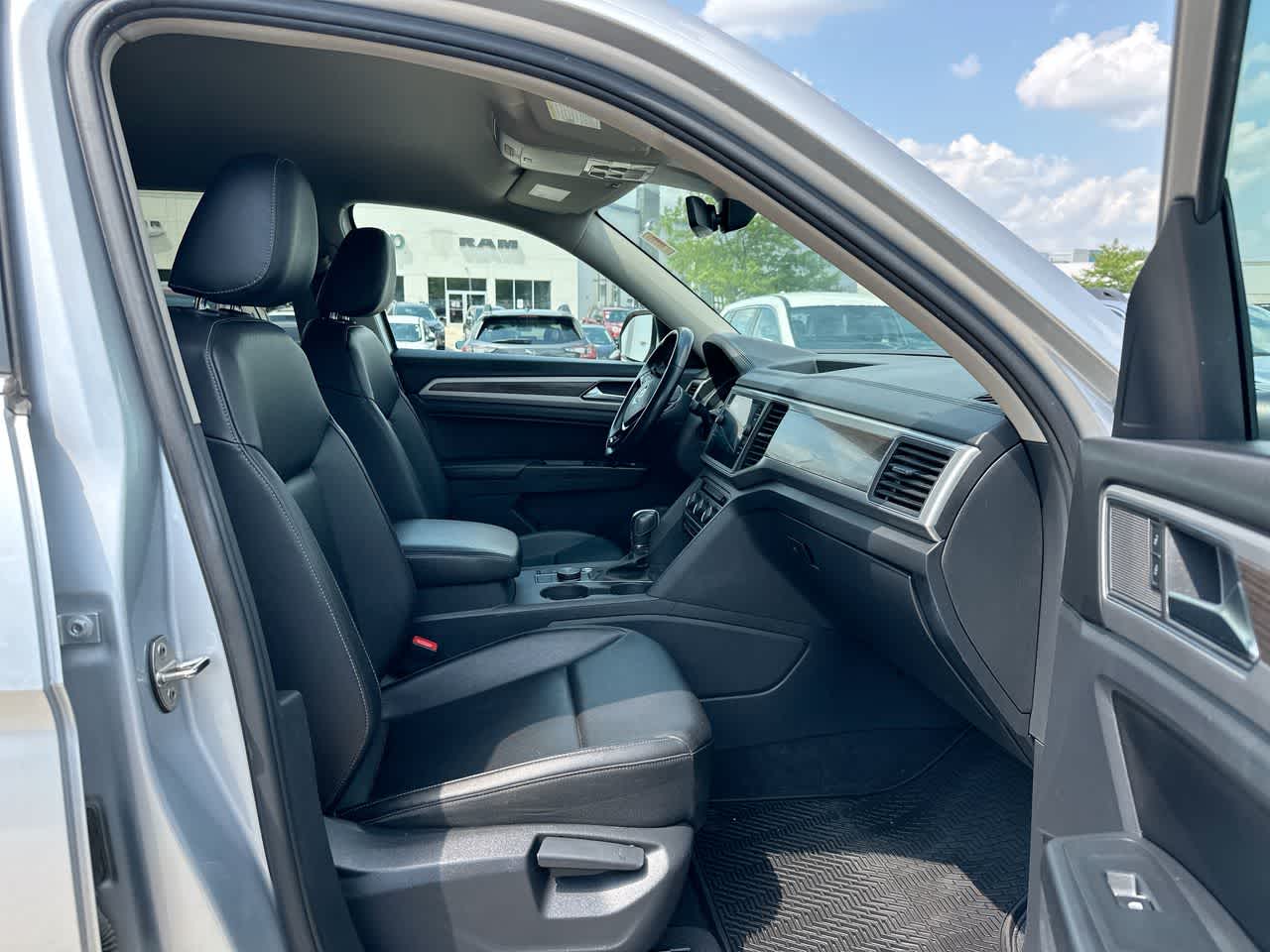Thumbnail: 2018 Volkswagen Atlas - 27
