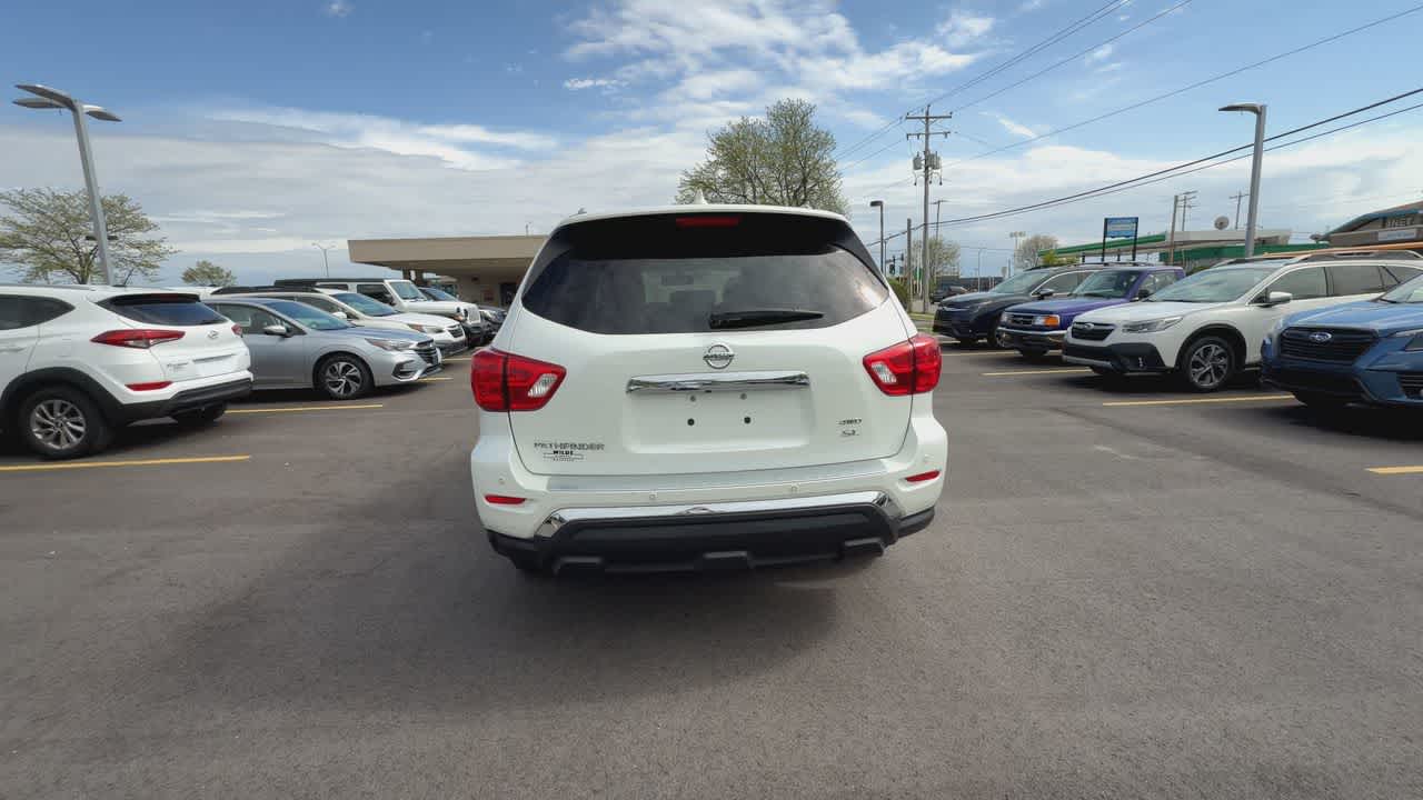Thumbnail: 2019 Nissan Pathfinder - 7