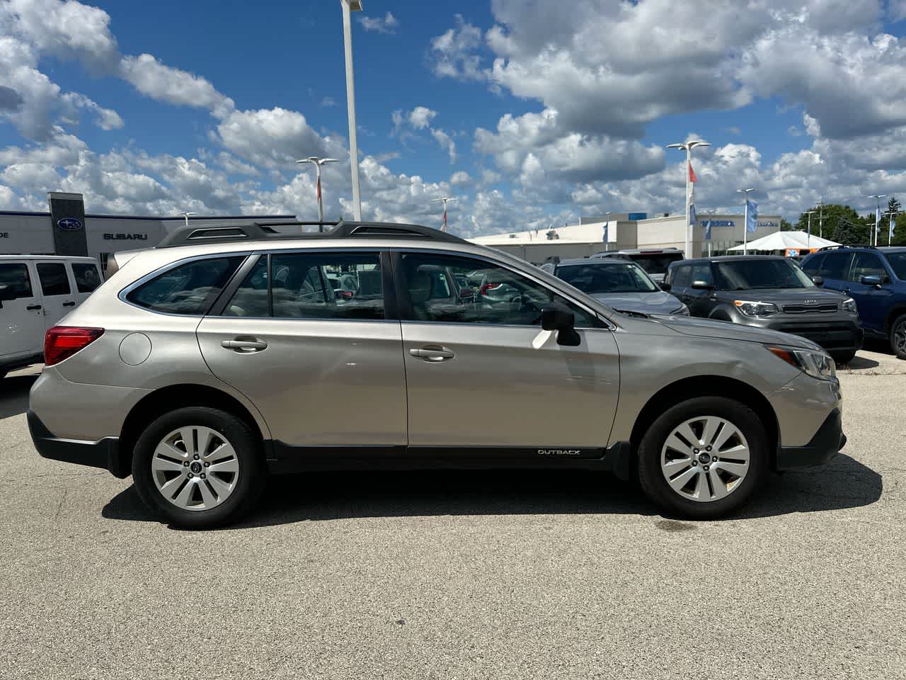 Thumbnail: 2018 Subaru Outback - 14