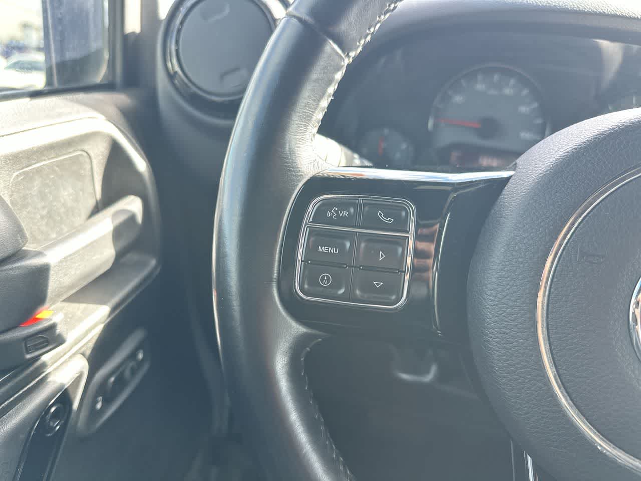 Thumbnail: 2017 Jeep Wrangler - 28