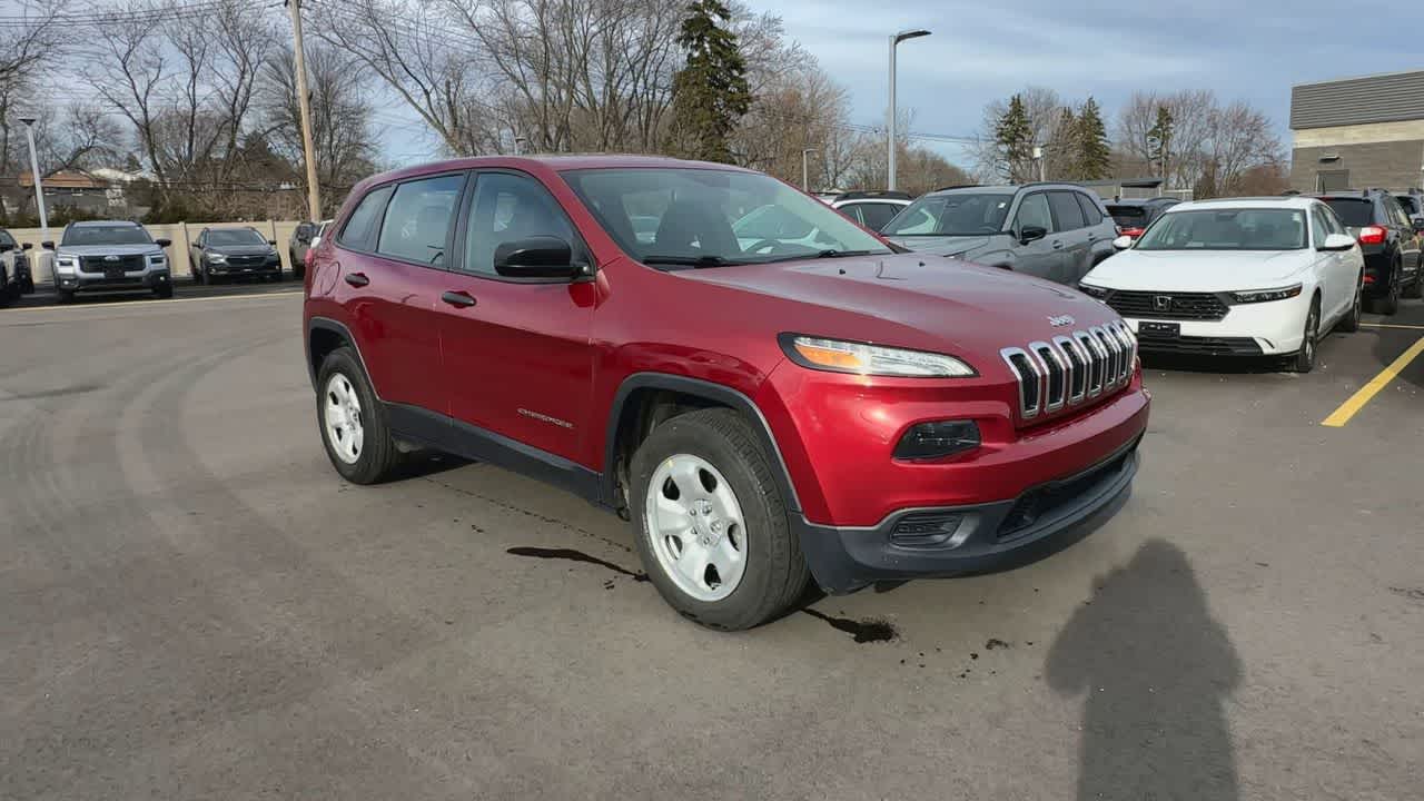 Thumbnail: 2017 Jeep Cherokee - 2