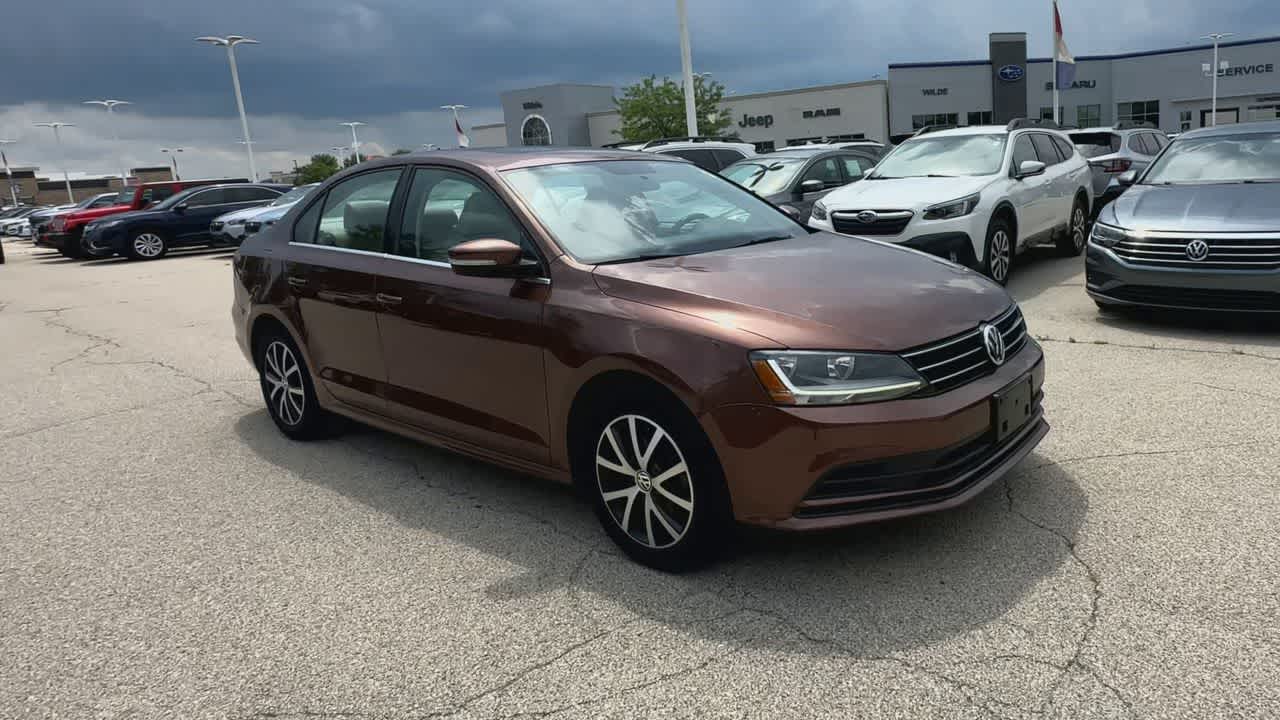 Thumbnail: 2017 Volkswagen Jetta - 2