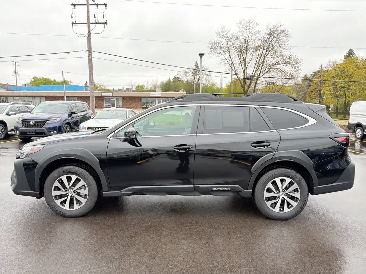 Thumbnail: 2025 Subaru Outback - 10