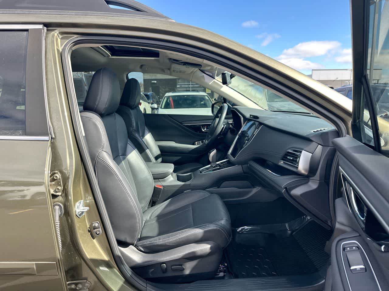 Thumbnail: 2022 Subaru Outback - 27