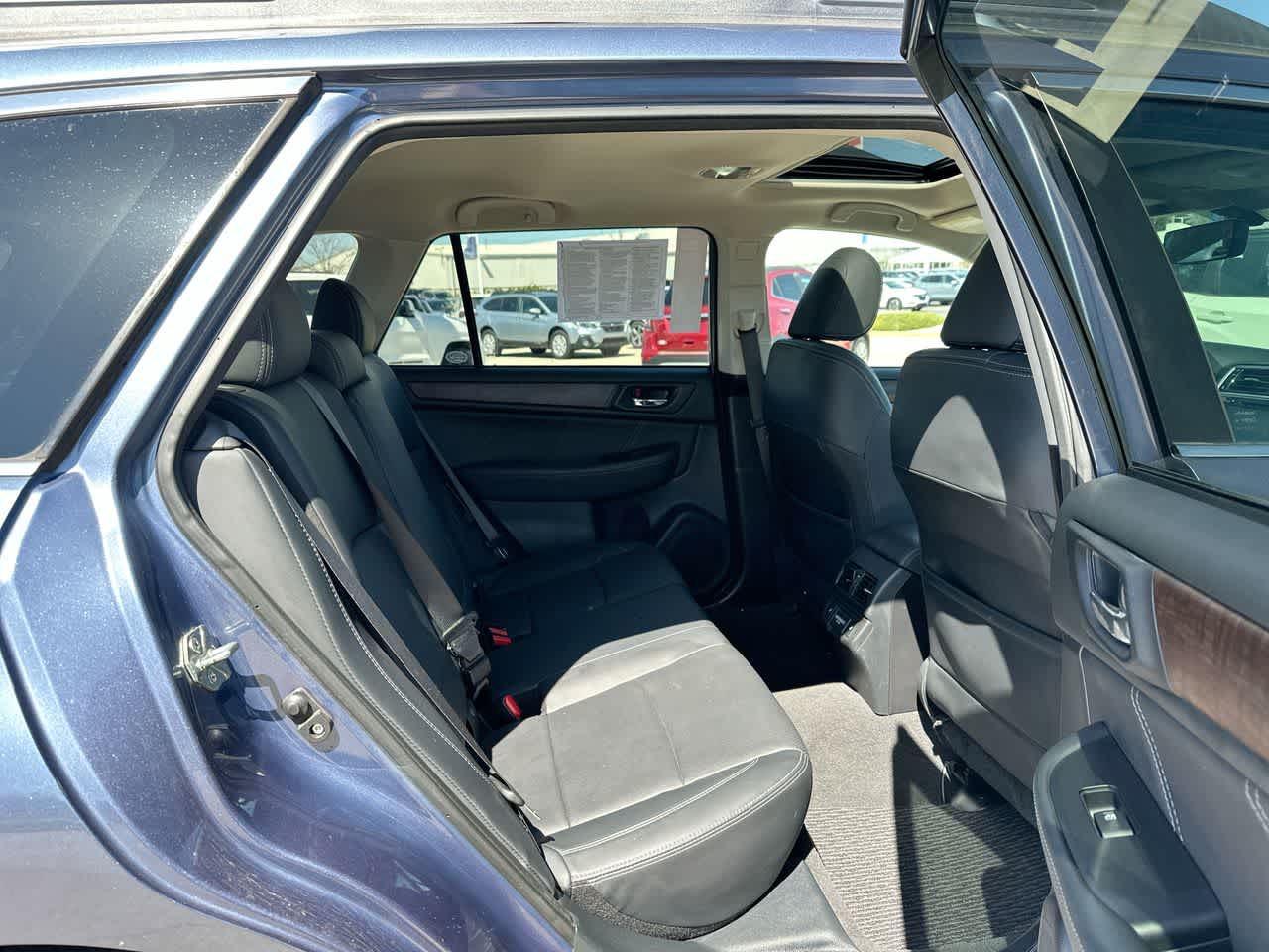 2018 Subaru Outback Limited 26