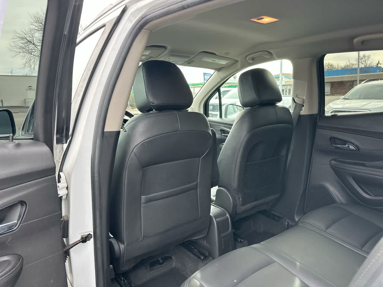 Thumbnail: 2018 Buick Encore - 15