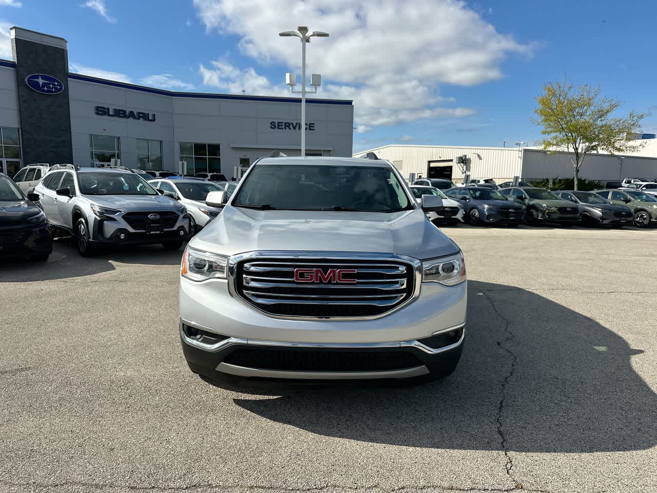 Thumbnail: 2017 GMC Acadia - 16