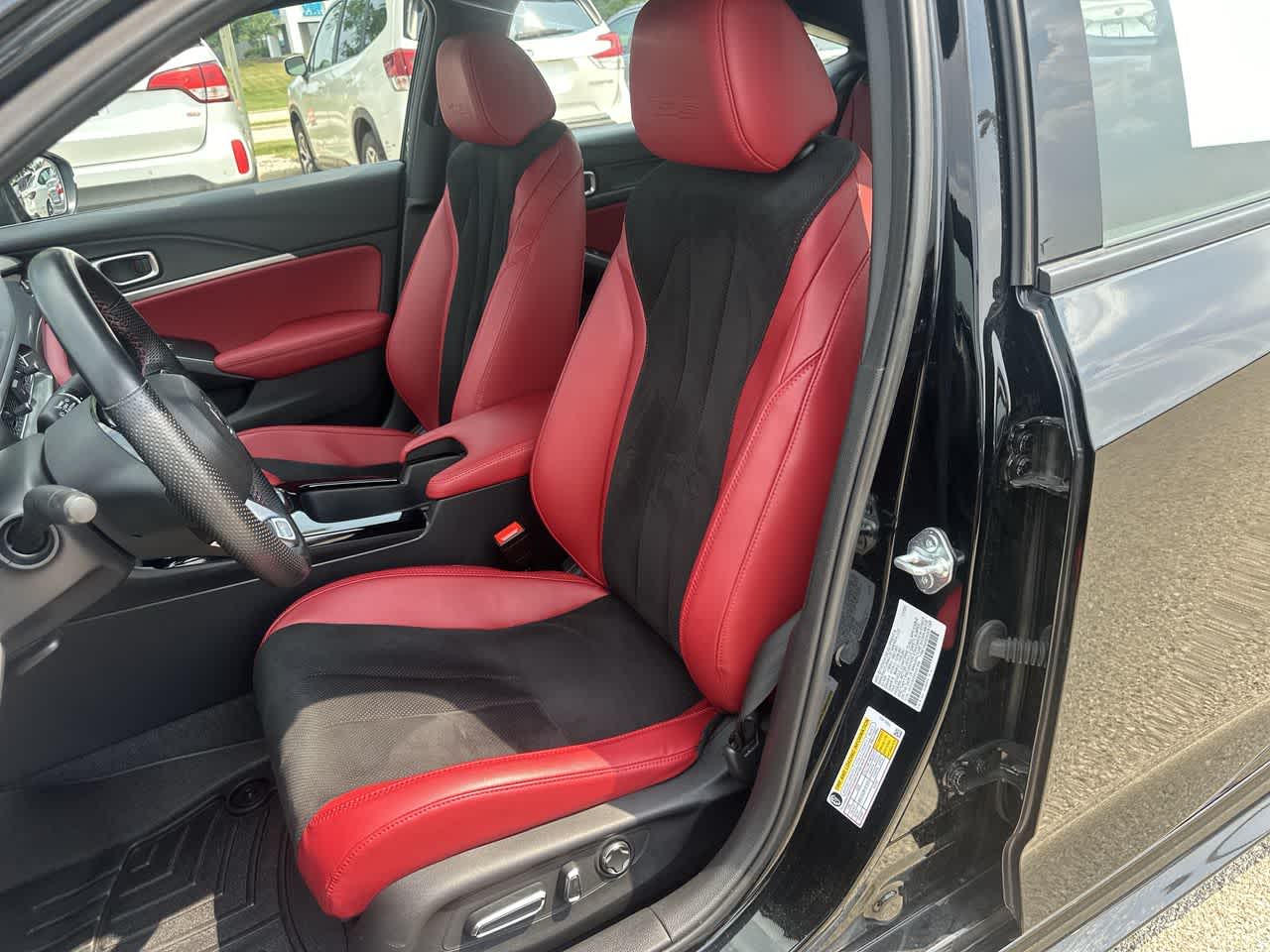 Thumbnail: 2024 Acura Integra - 23