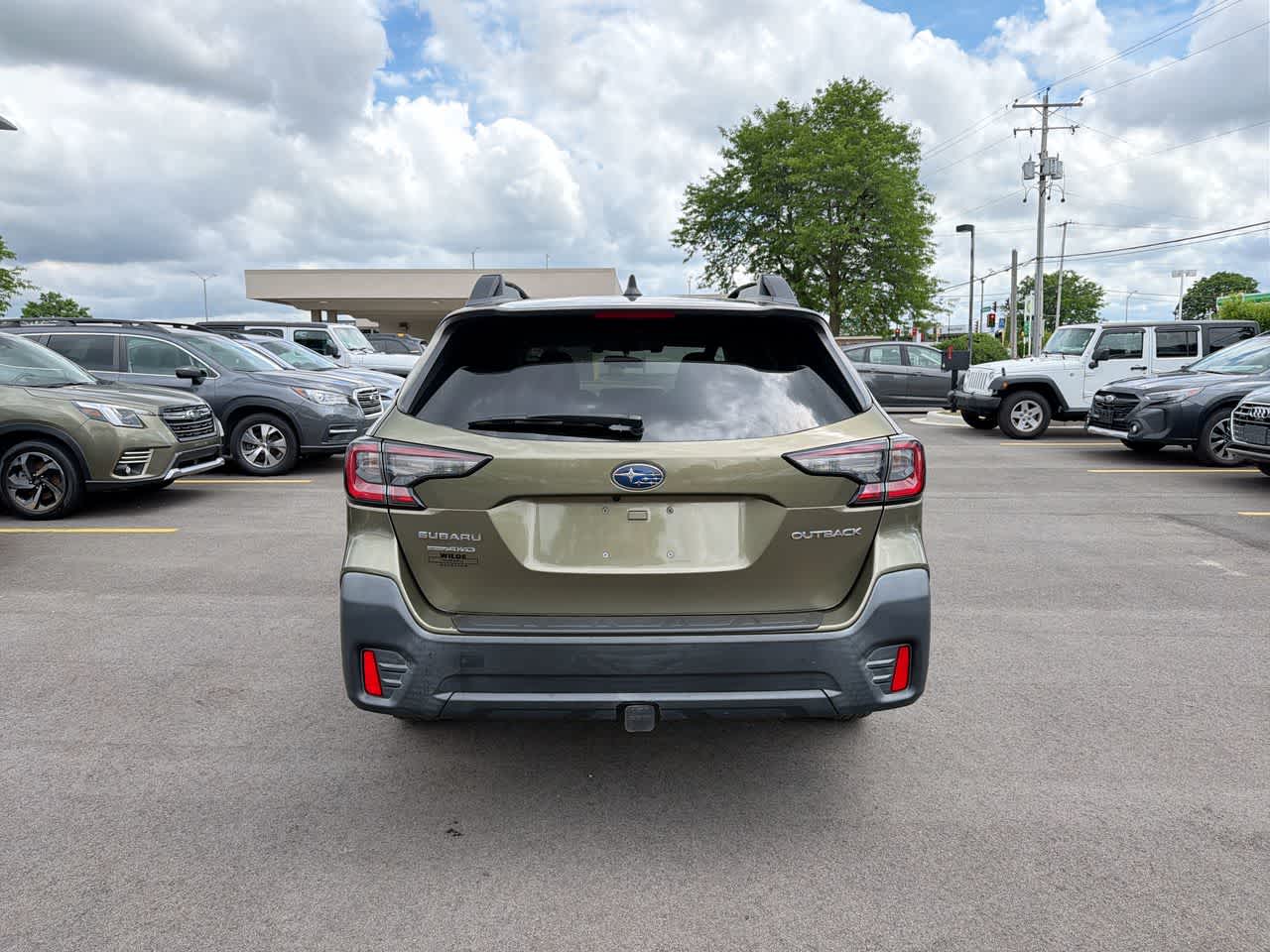 Thumbnail: 2020 Subaru Outback - 12