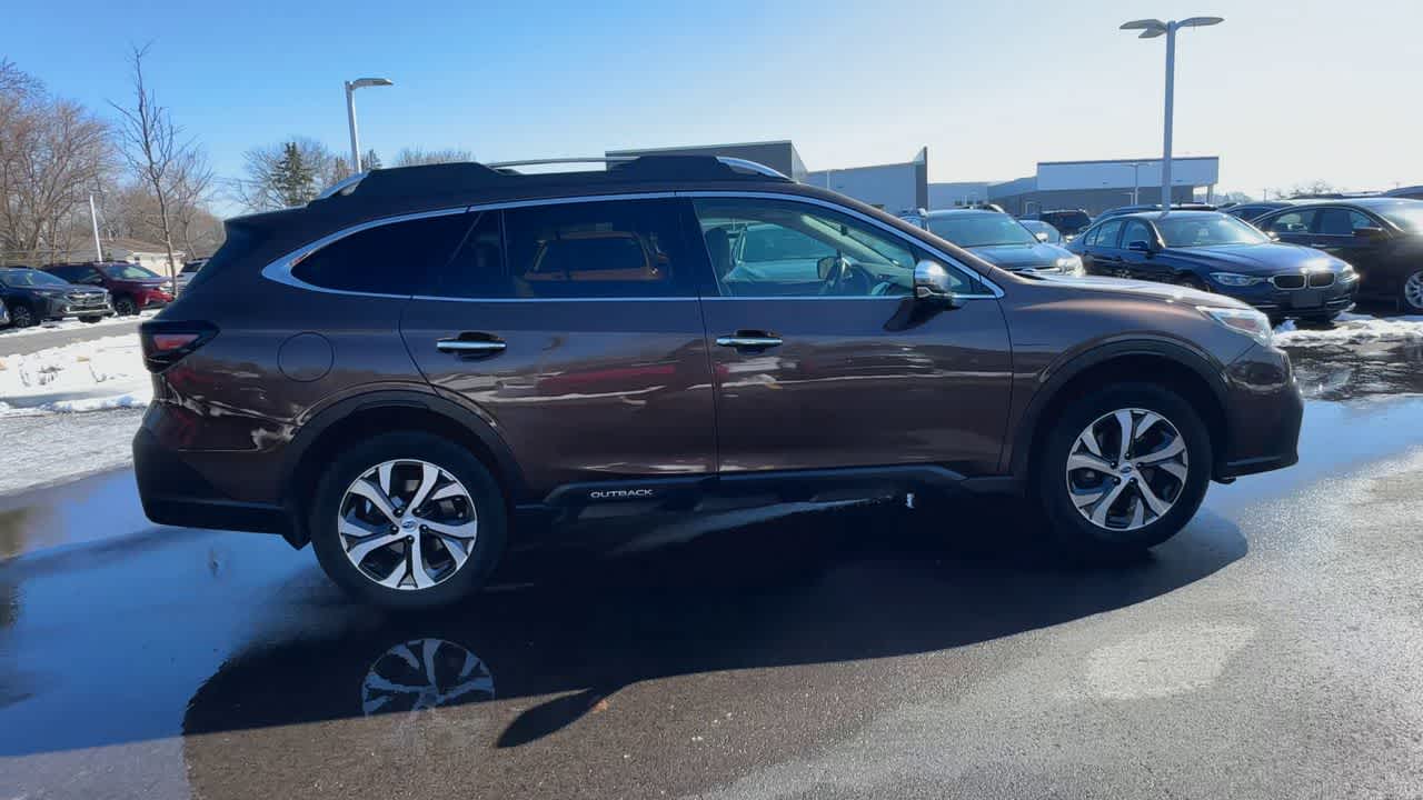 Thumbnail: 2022 Subaru Outback - 9