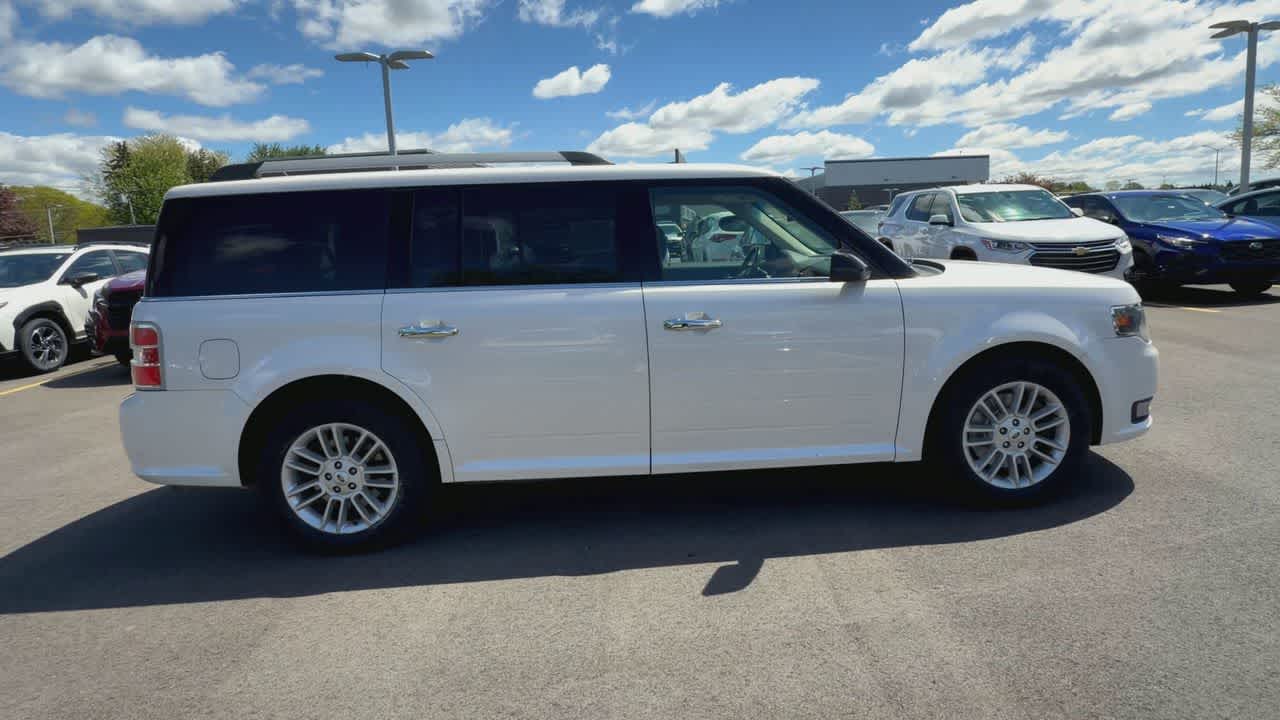 Thumbnail: 2019 Ford Flex - 9
