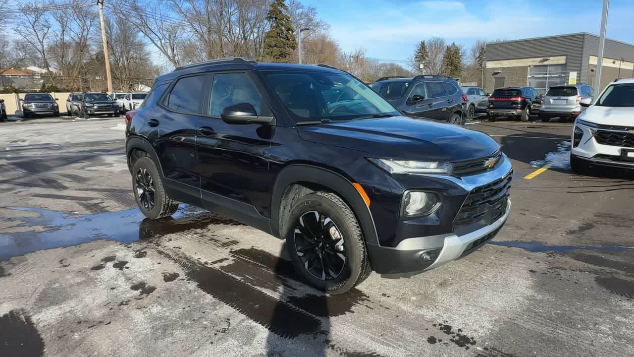 Thumbnail: 2021 Chevrolet TrailBlazer - 2