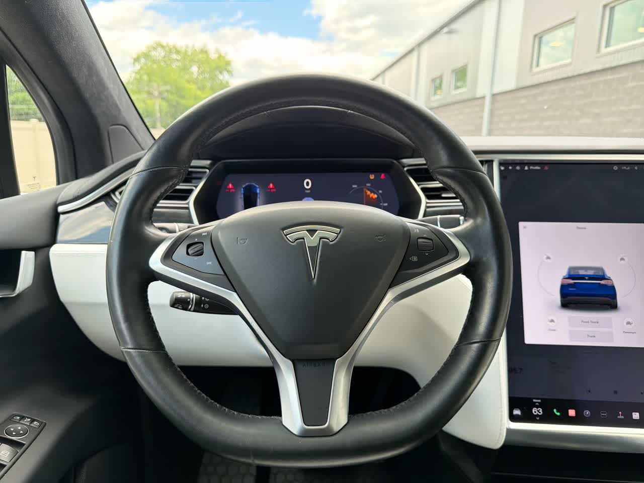 Thumbnail: 2017 Tesla Model X - 27