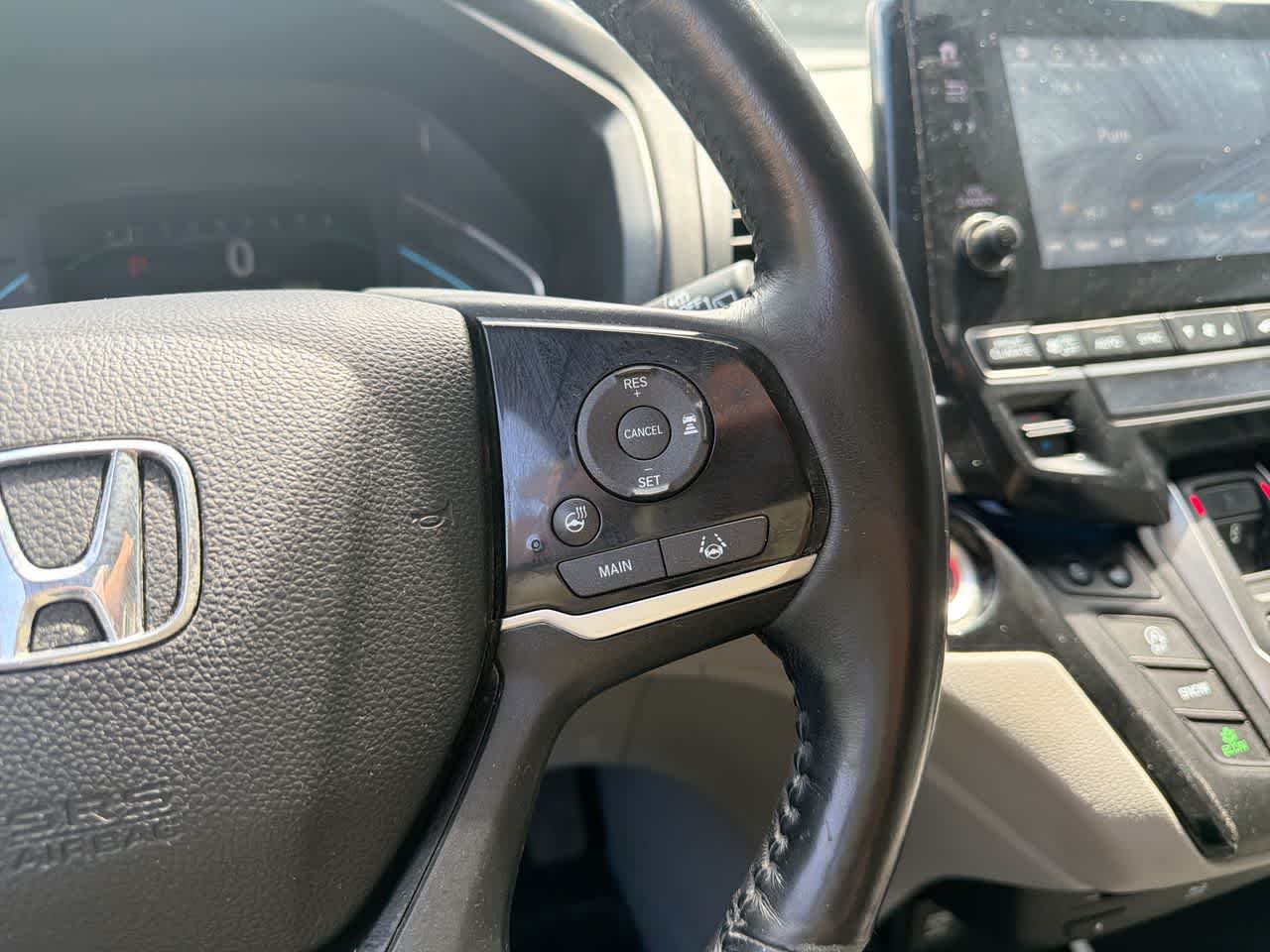 Thumbnail: 2018 Honda Odyssey - 31