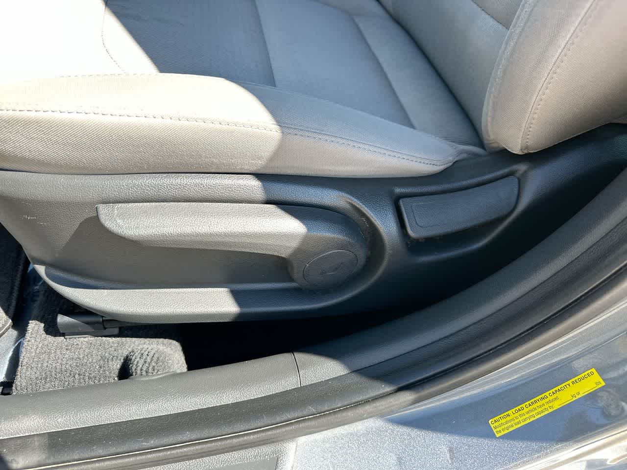 Thumbnail: 2017 Hyundai Elantra - 22